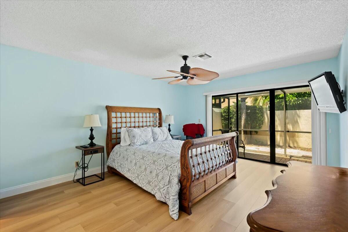 17210 Fownes Crescent