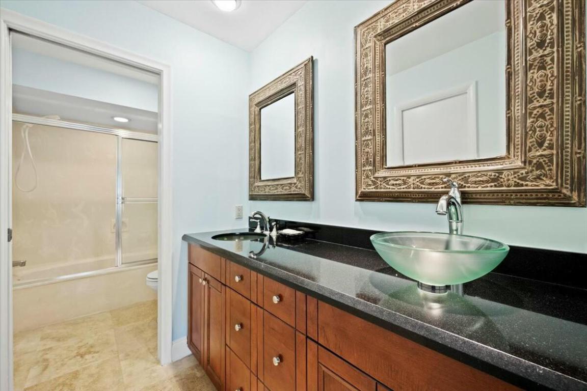 17210 Fownes Crescent