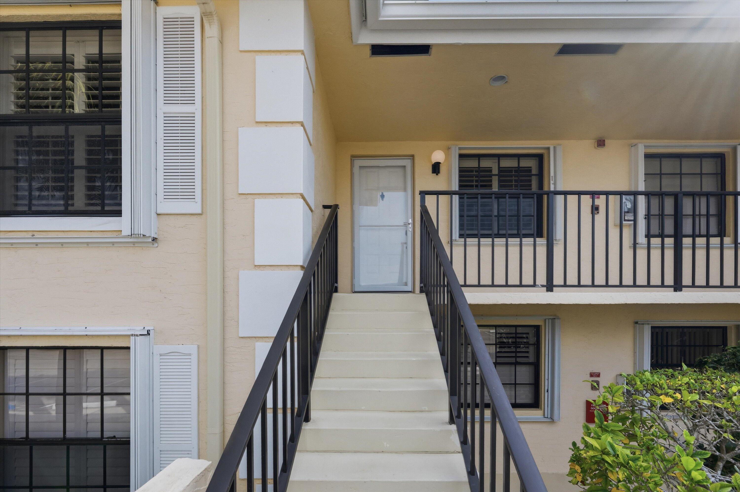 1102 N Keystone Drive N C