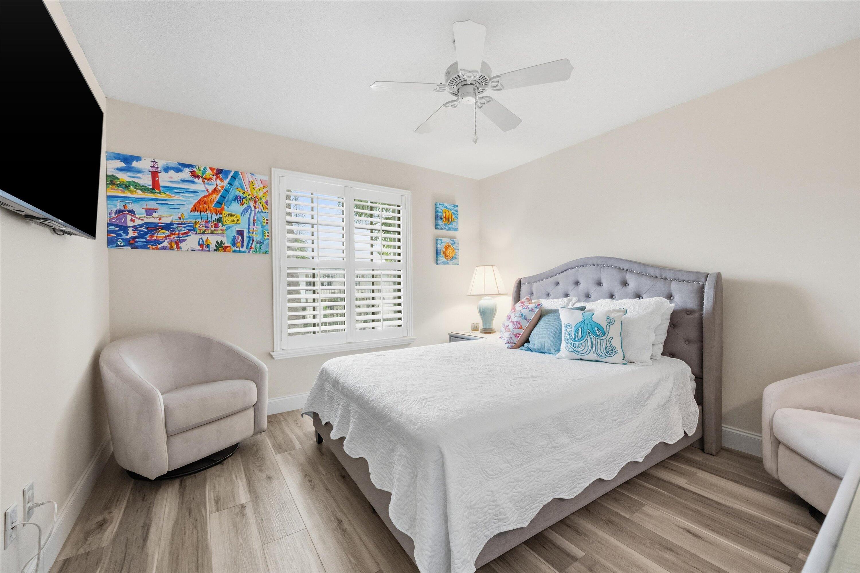 1102 N Keystone Drive N C