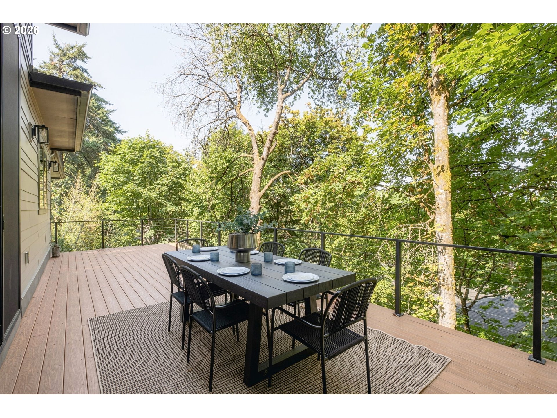 1921 MAPLELEAF CT