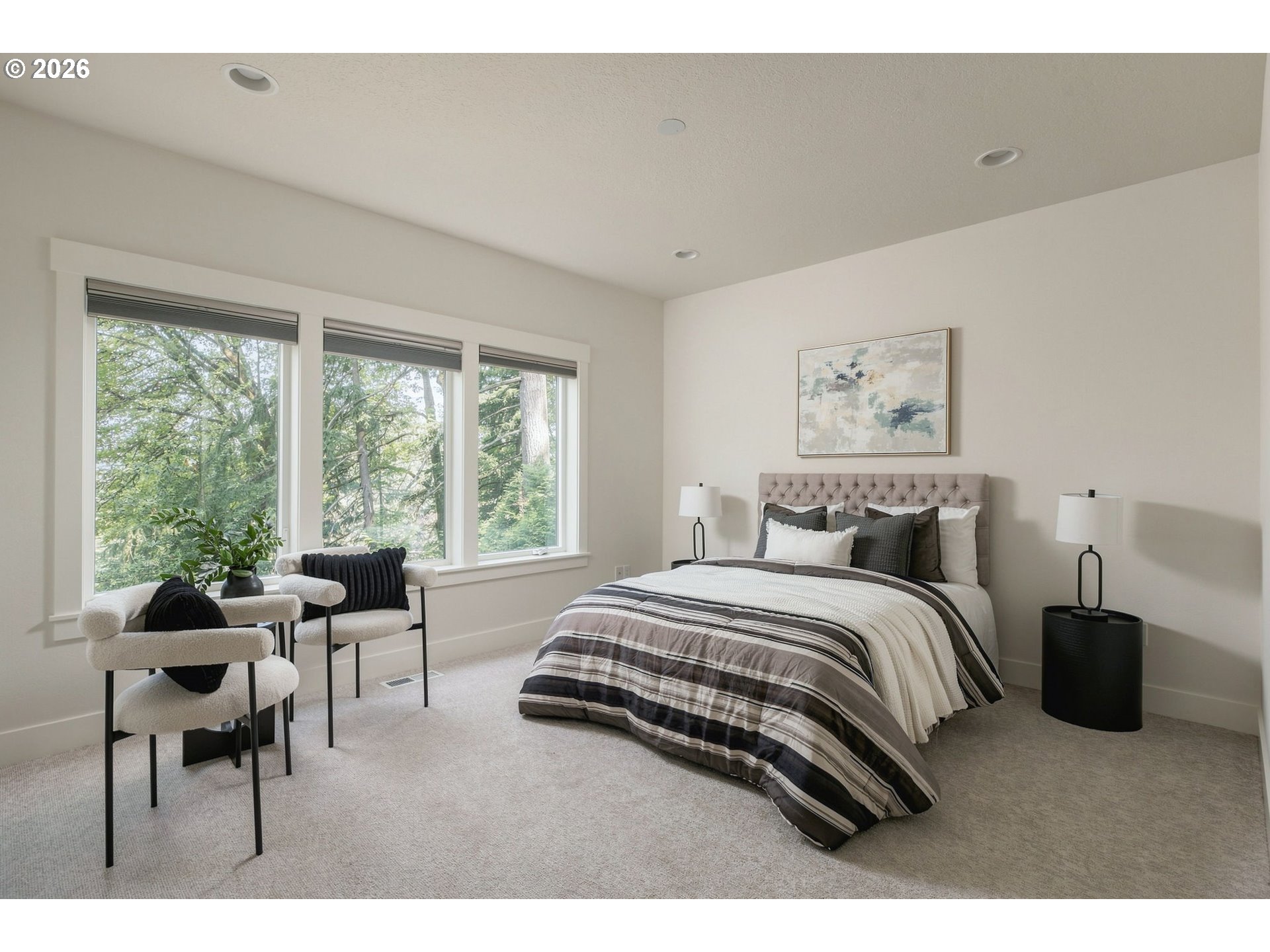 1921 MAPLELEAF CT