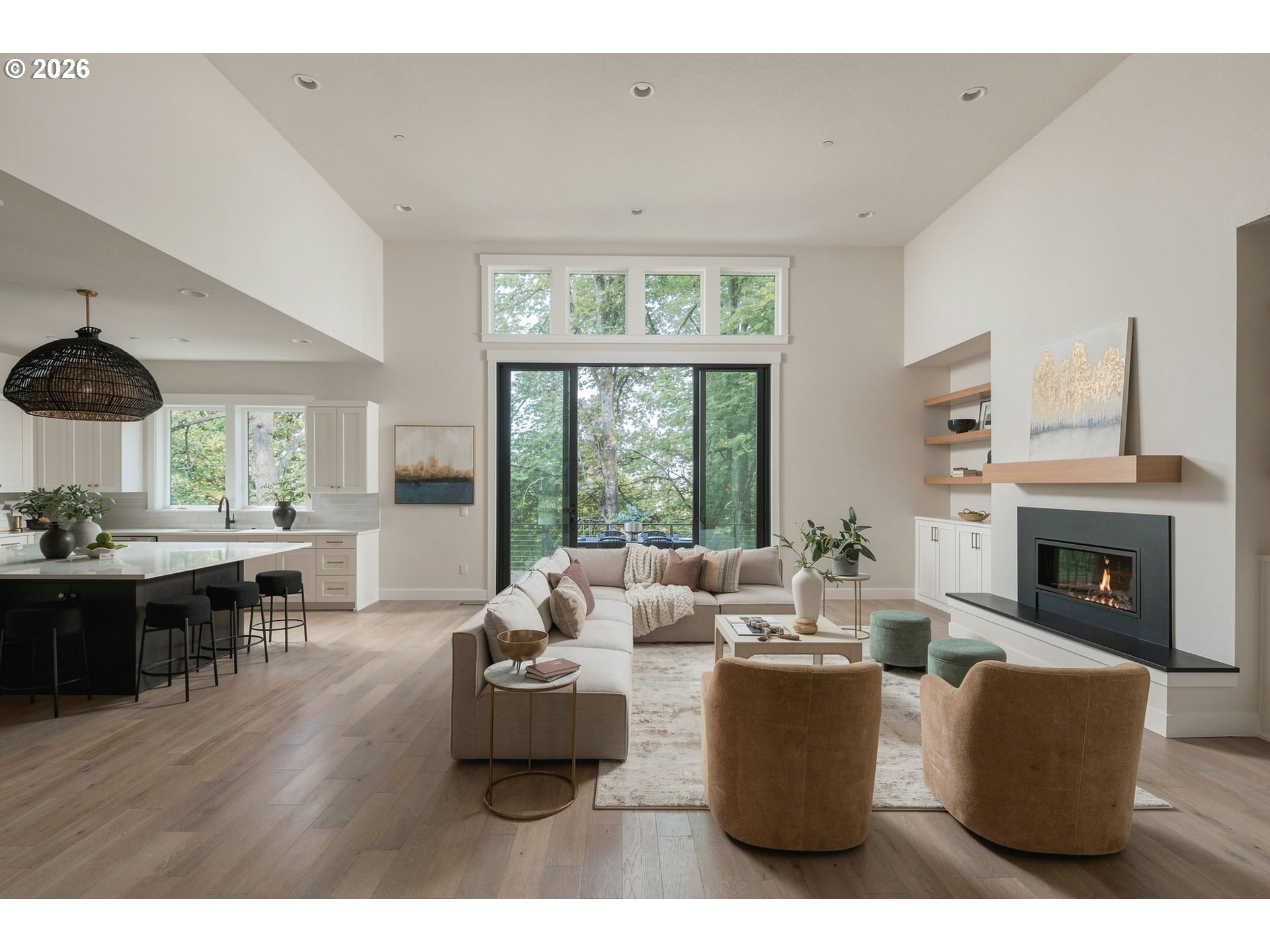 1921 MAPLELEAF CT