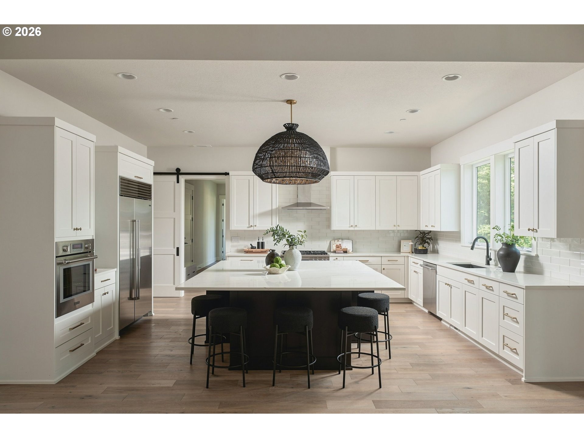 1921 MAPLELEAF CT