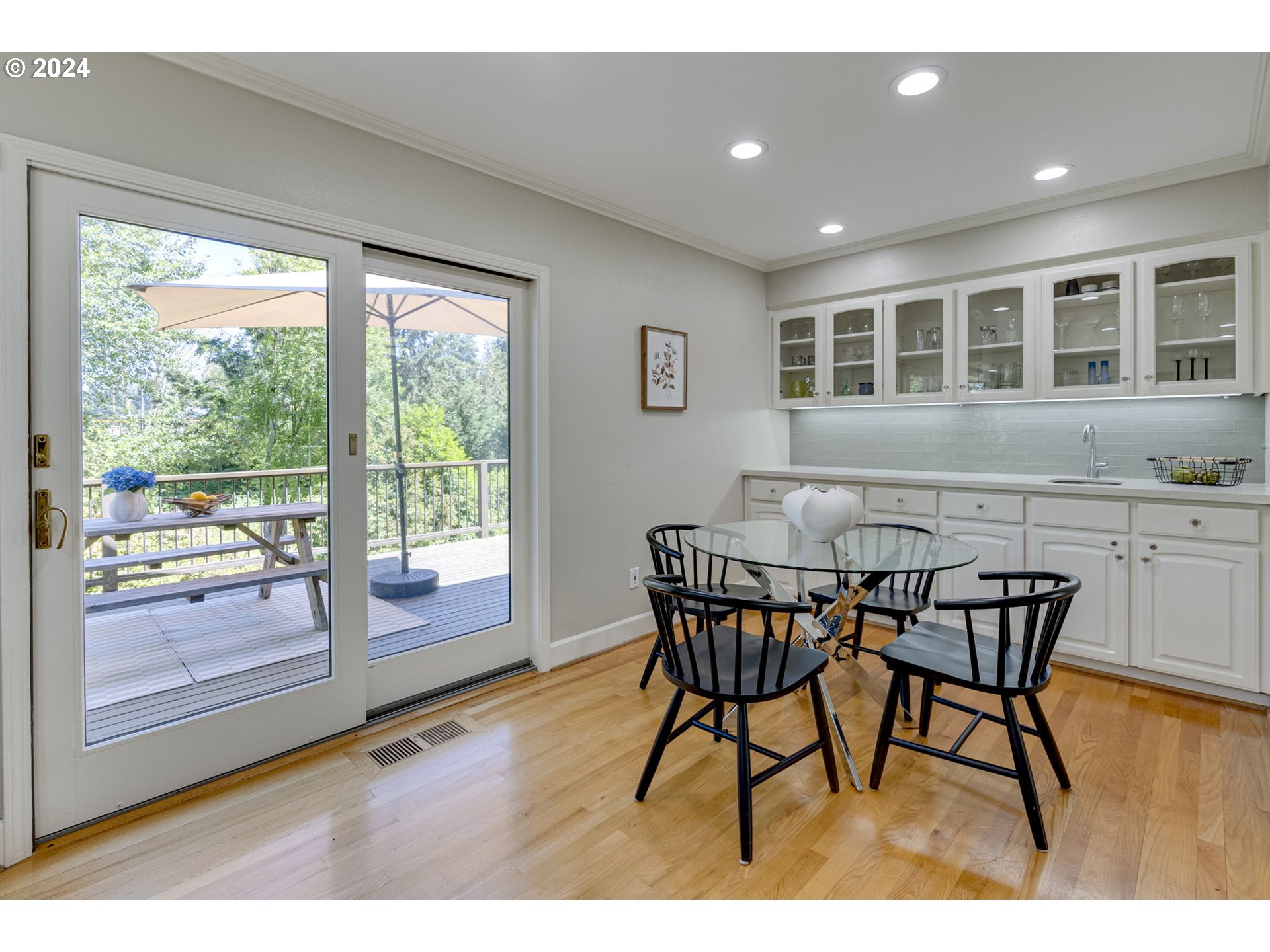17644 TREE TOP LN