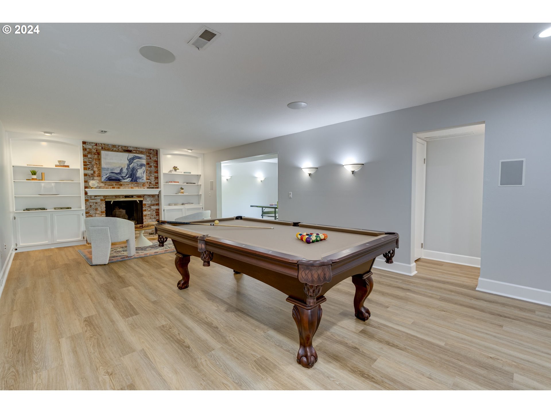 17644 TREE TOP LN