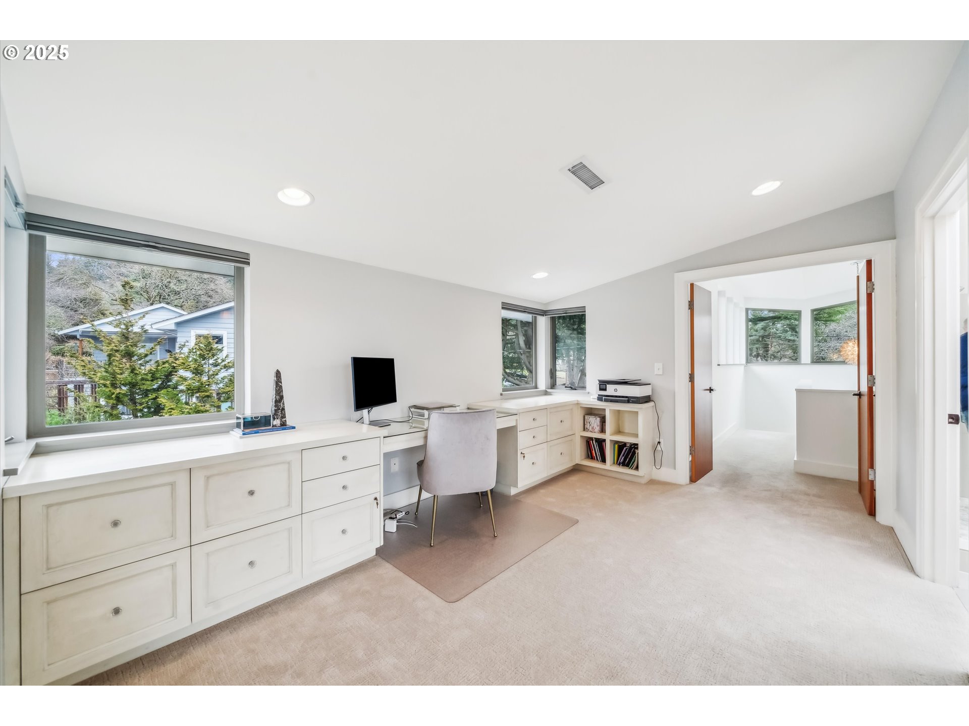 3825 SW JERALD CT