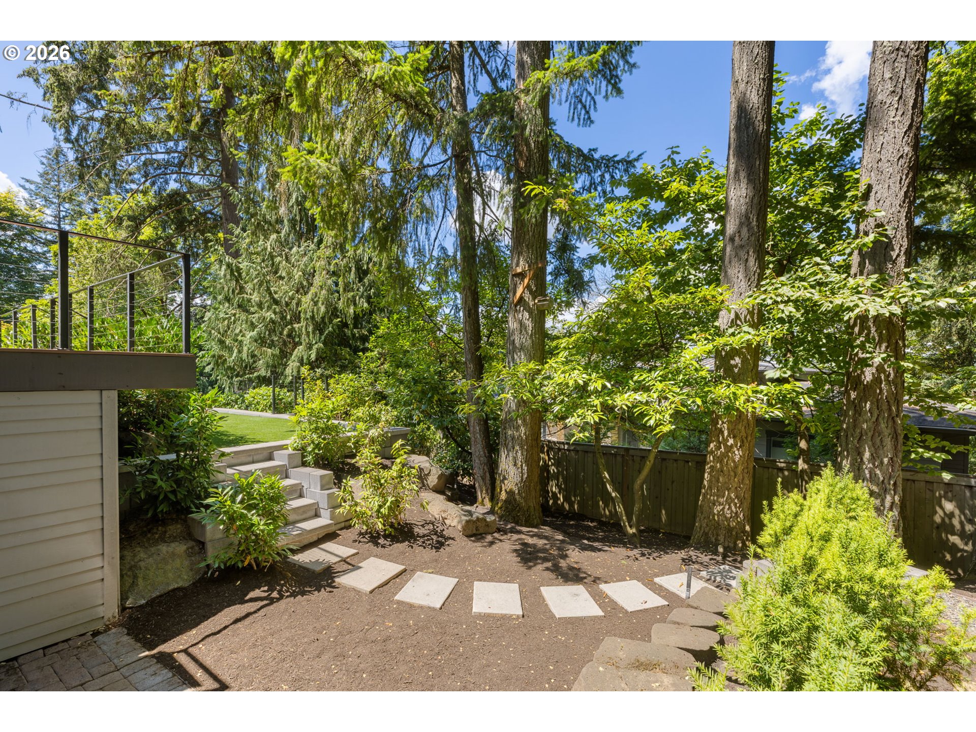1923 MAPLELEAF CT