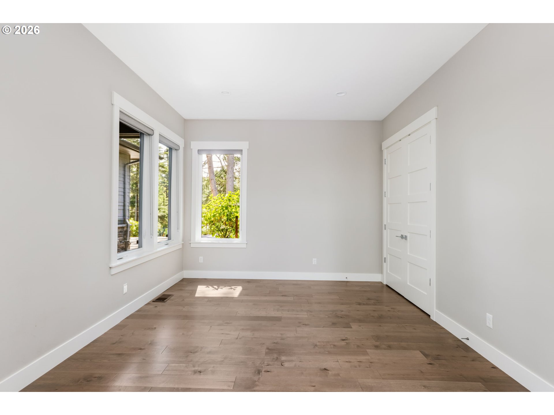 1923 MAPLELEAF CT