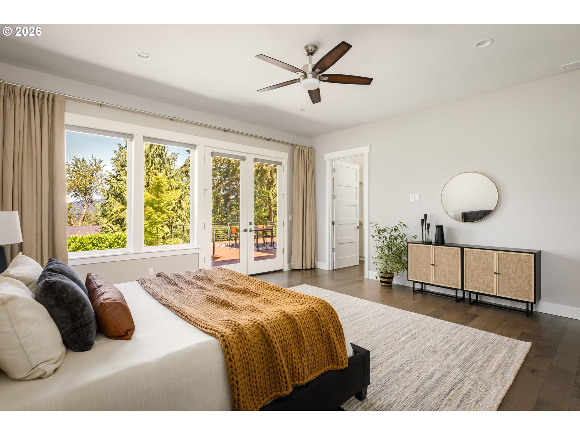1923 MAPLELEAF CT