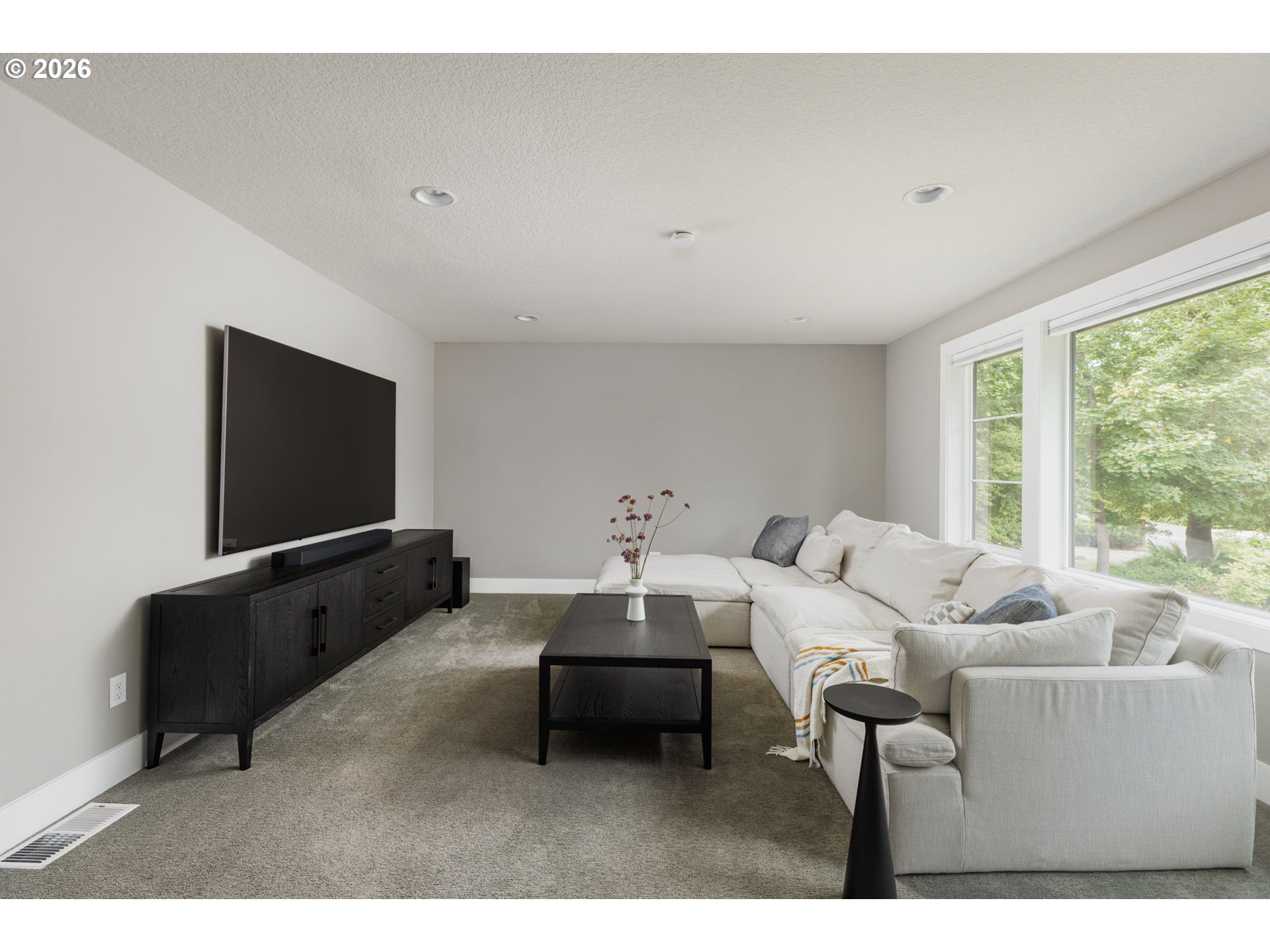 2600 GLENMORRIE DR