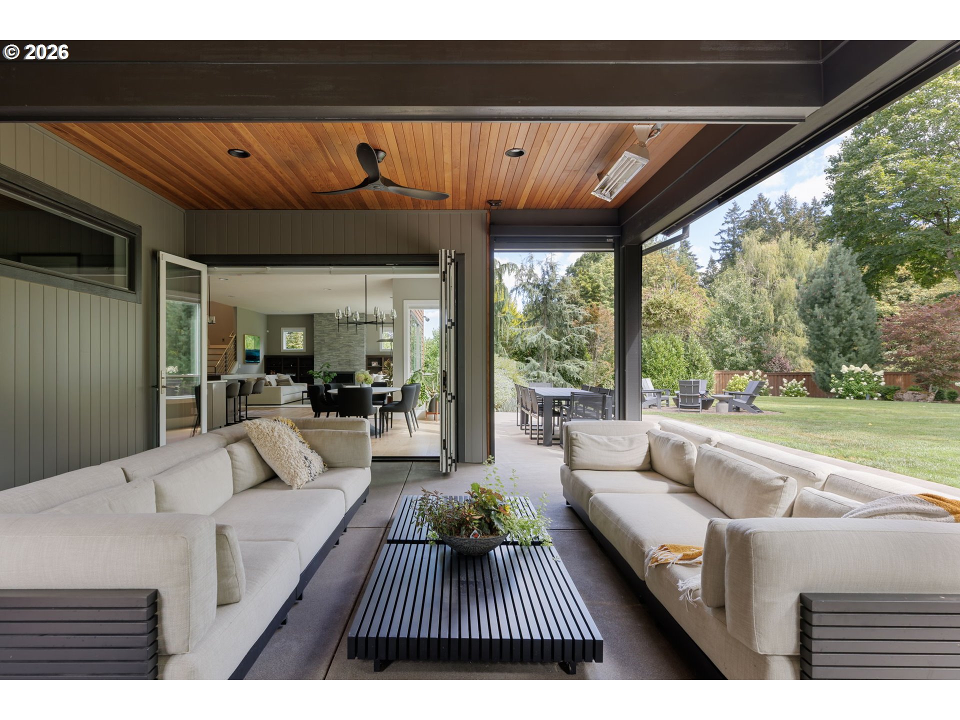 2600 GLENMORRIE DR