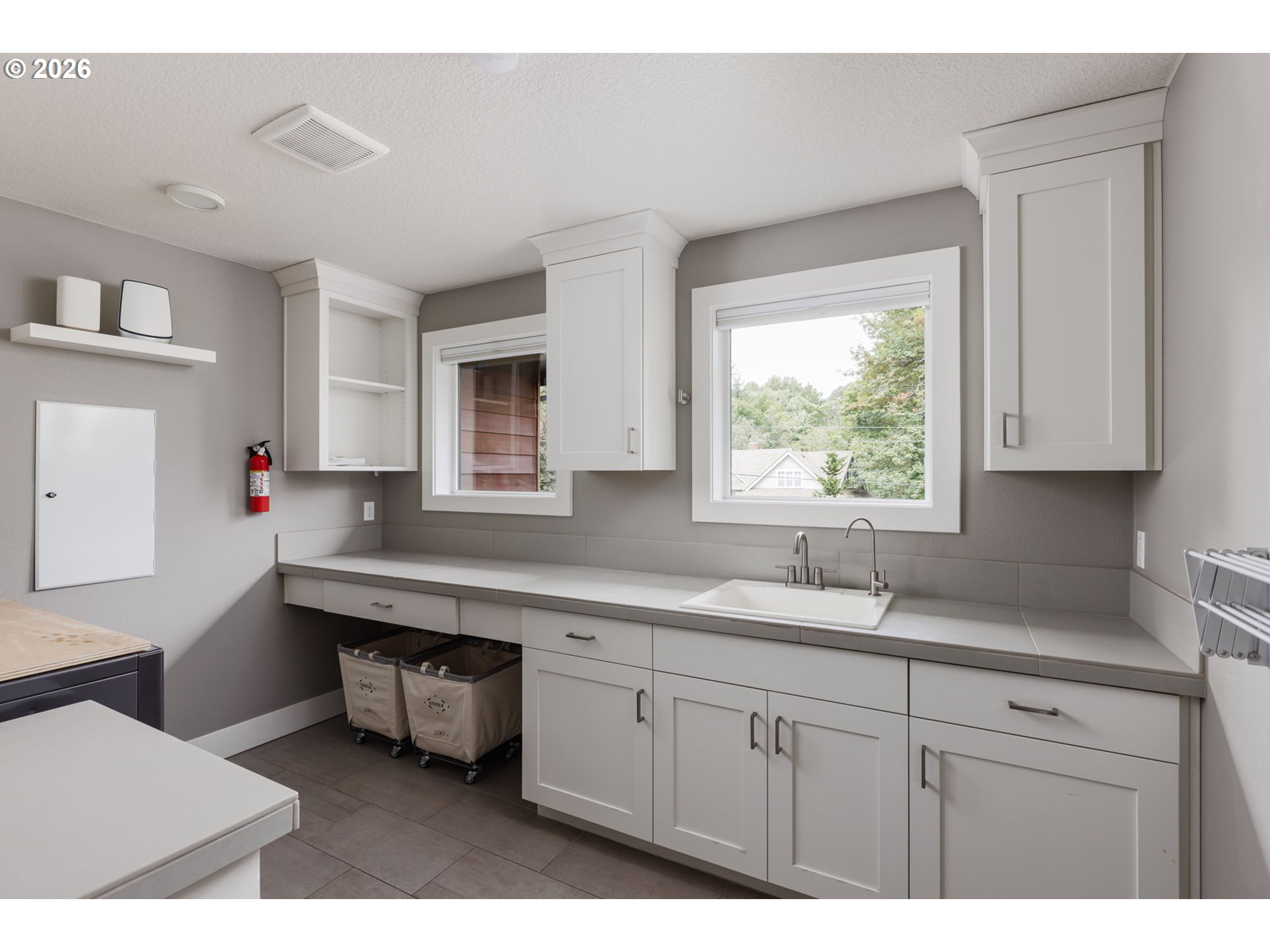 2600 GLENMORRIE DR
