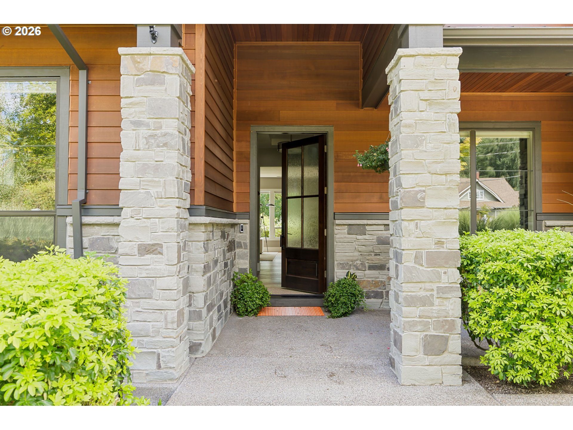 2600 GLENMORRIE DR