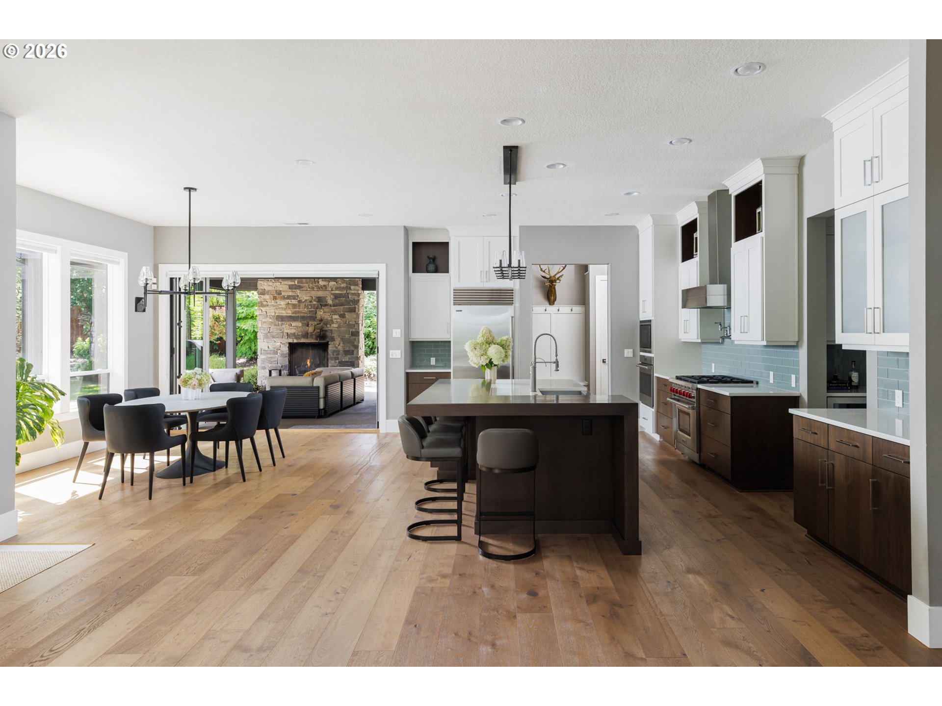2600 GLENMORRIE DR