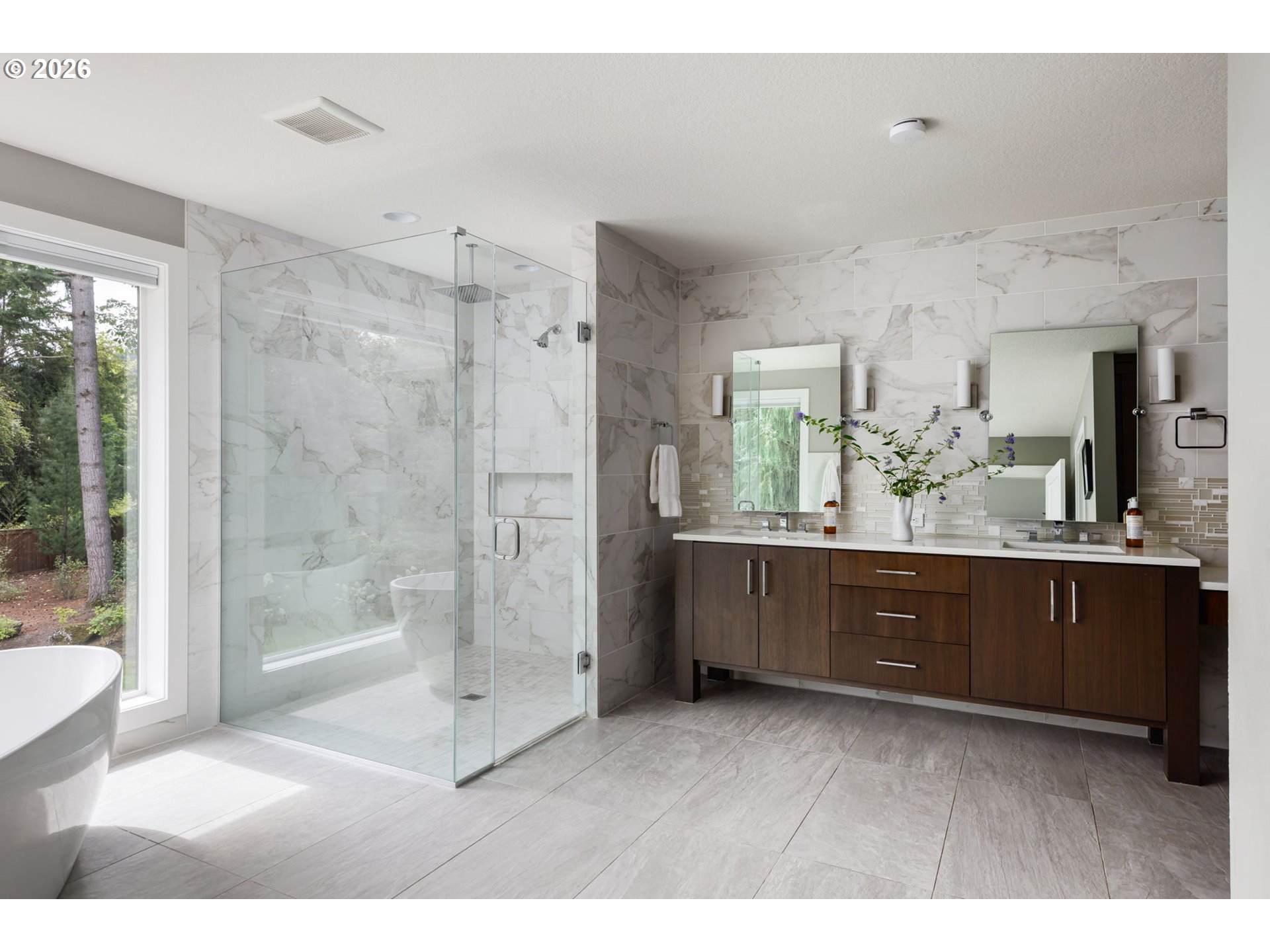 2600 GLENMORRIE DR