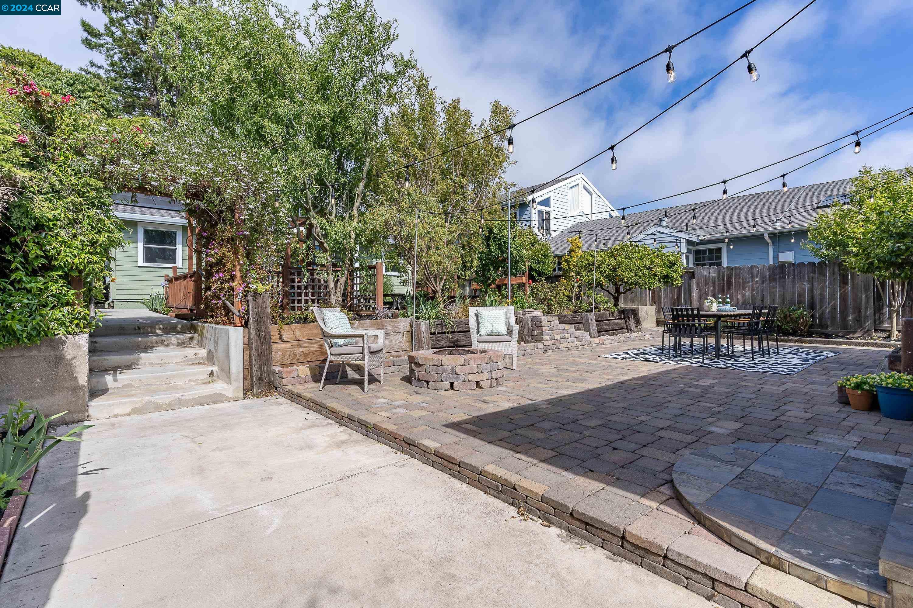 1616 Norvell St