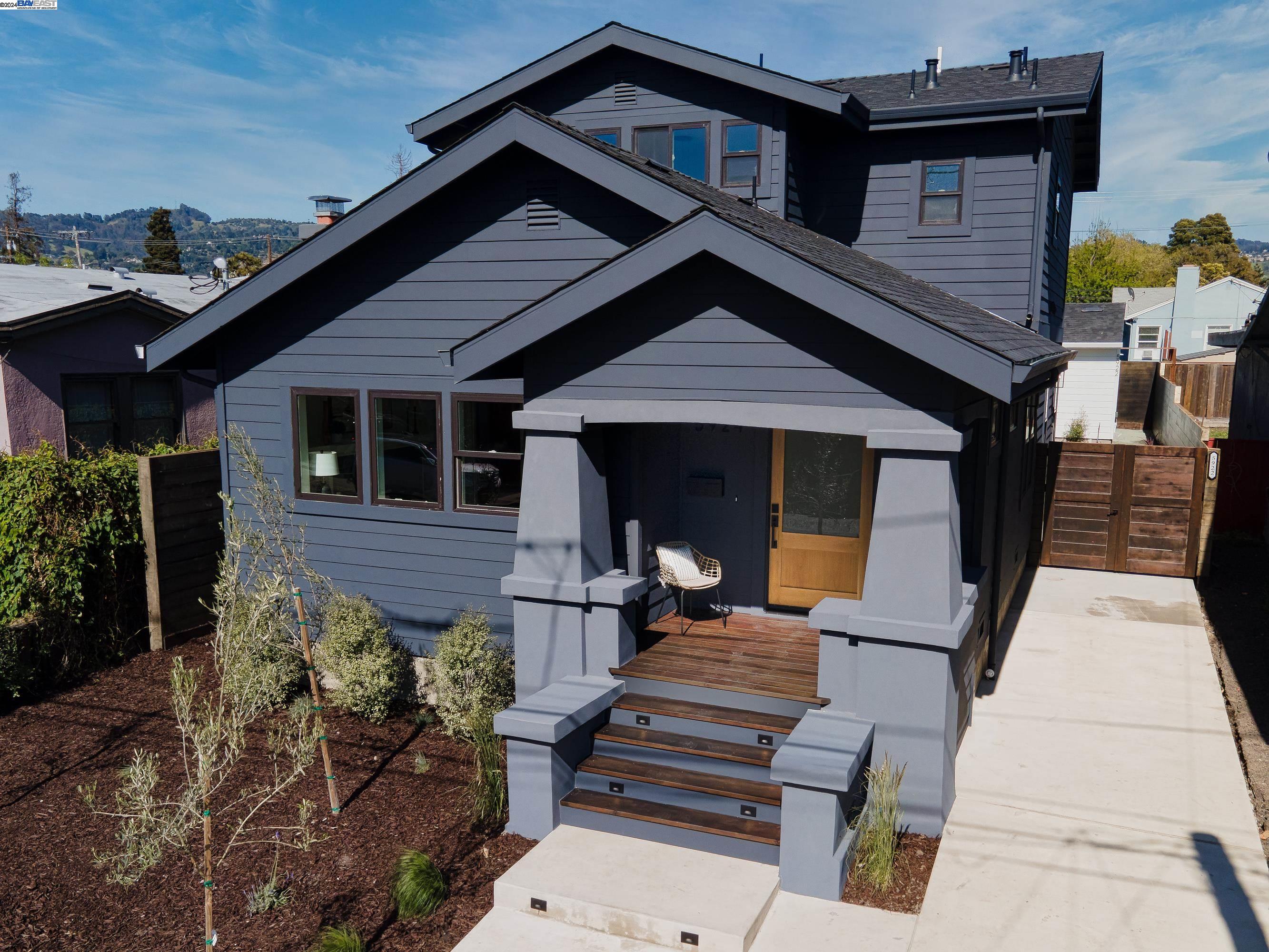 5924 Whitney St