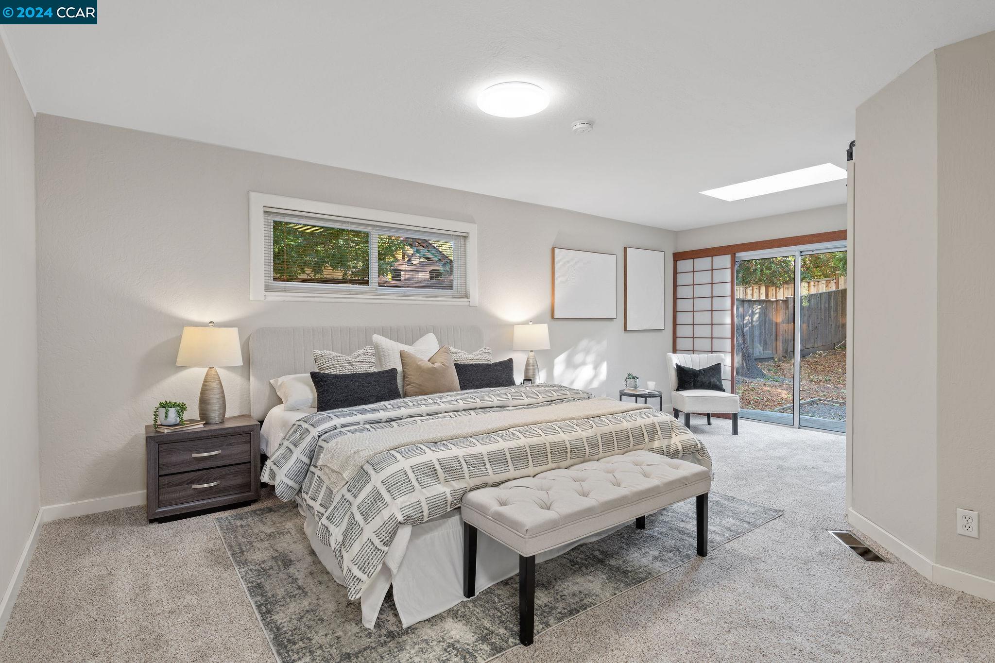 1195 Elmwood Dr