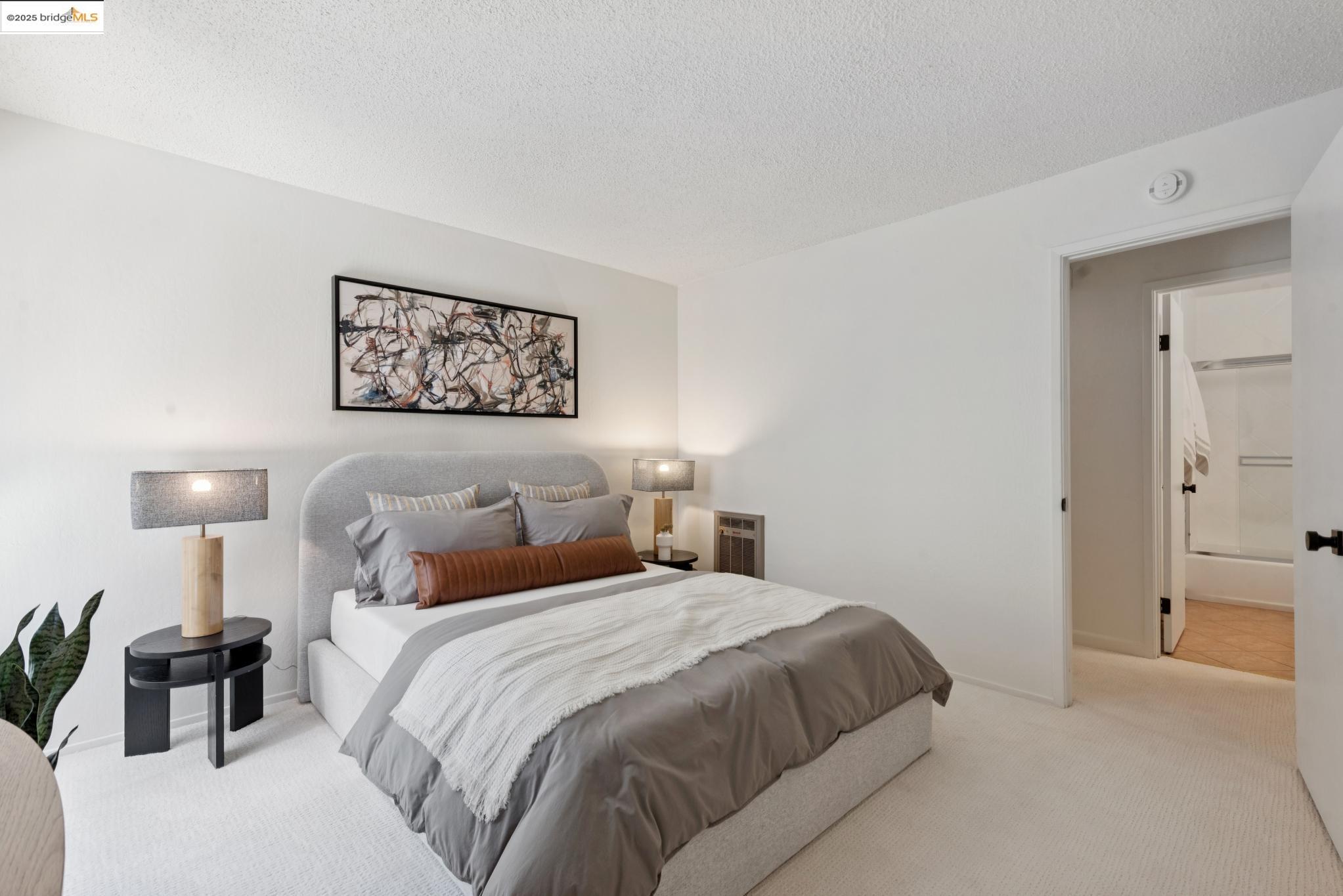 150 Pearl St # 212