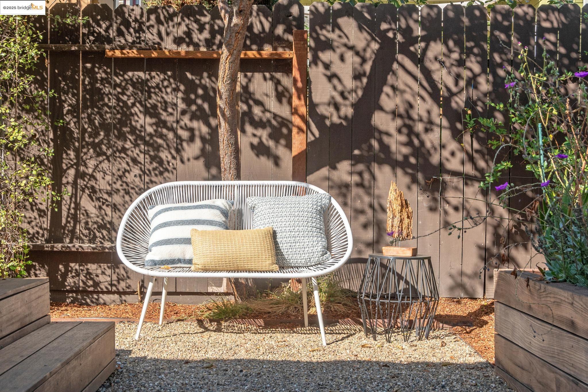 468 60th St, Oakland