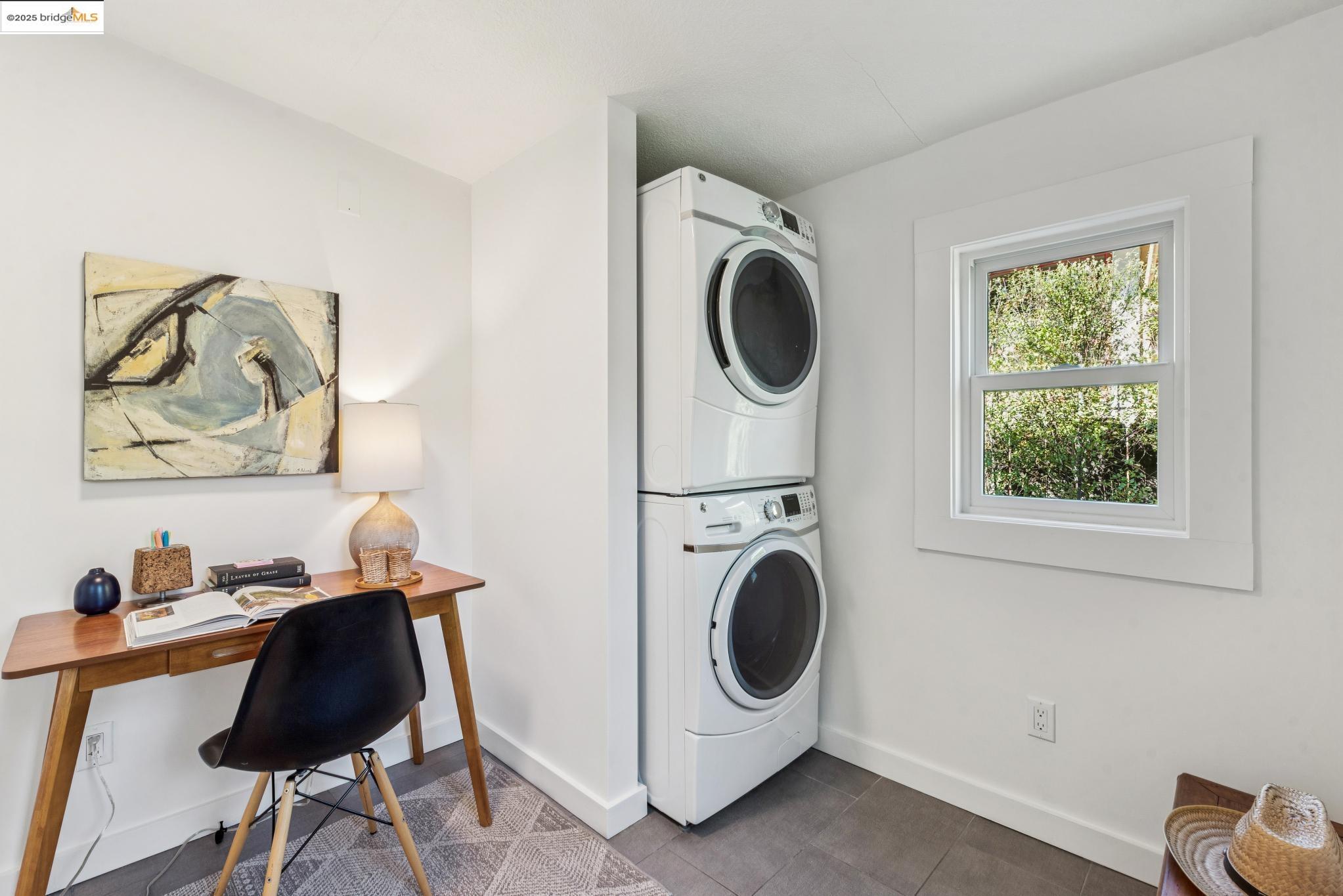 468 60th St, Oakland