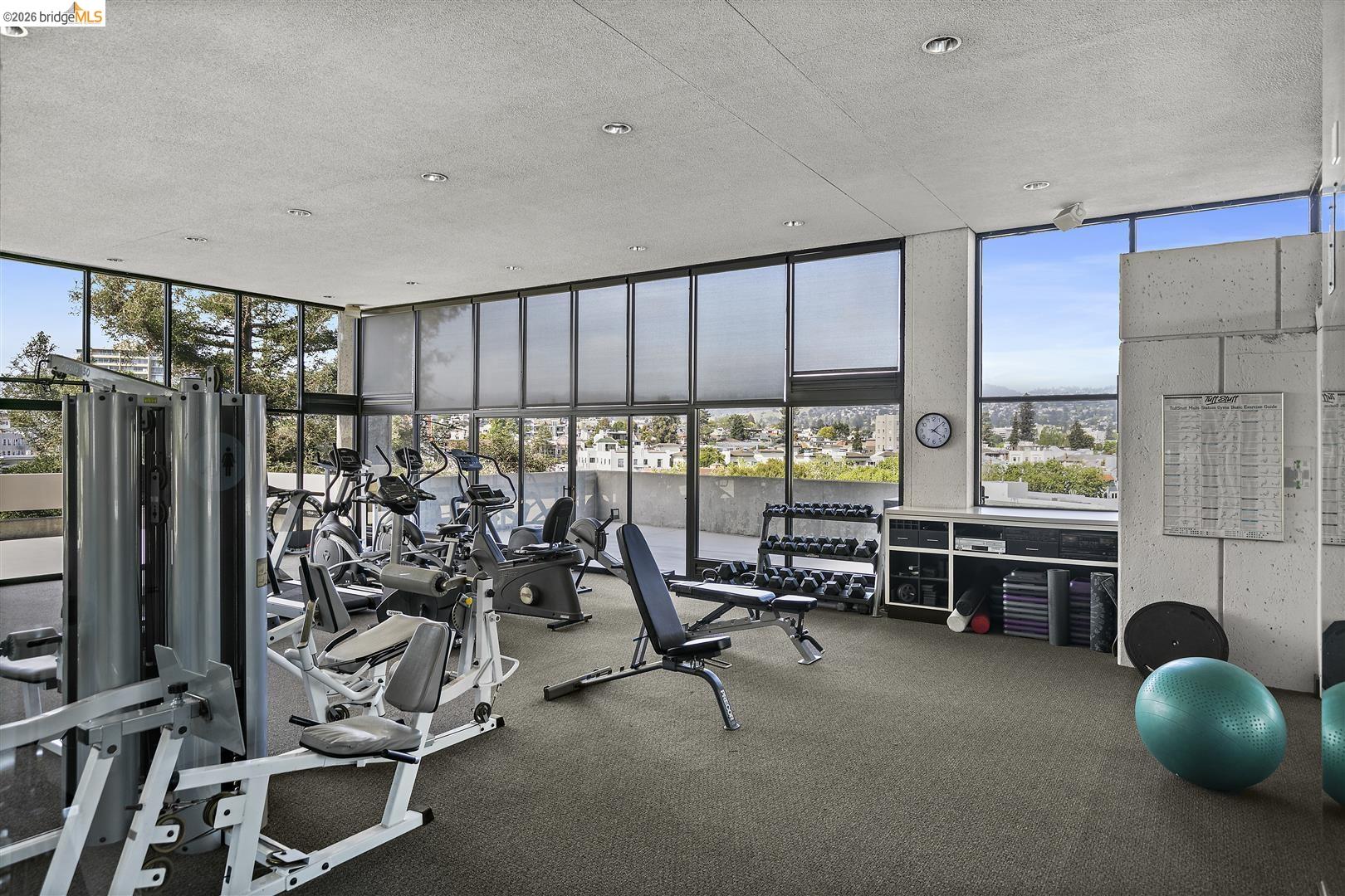 565 Bellevue Ave. # 1701