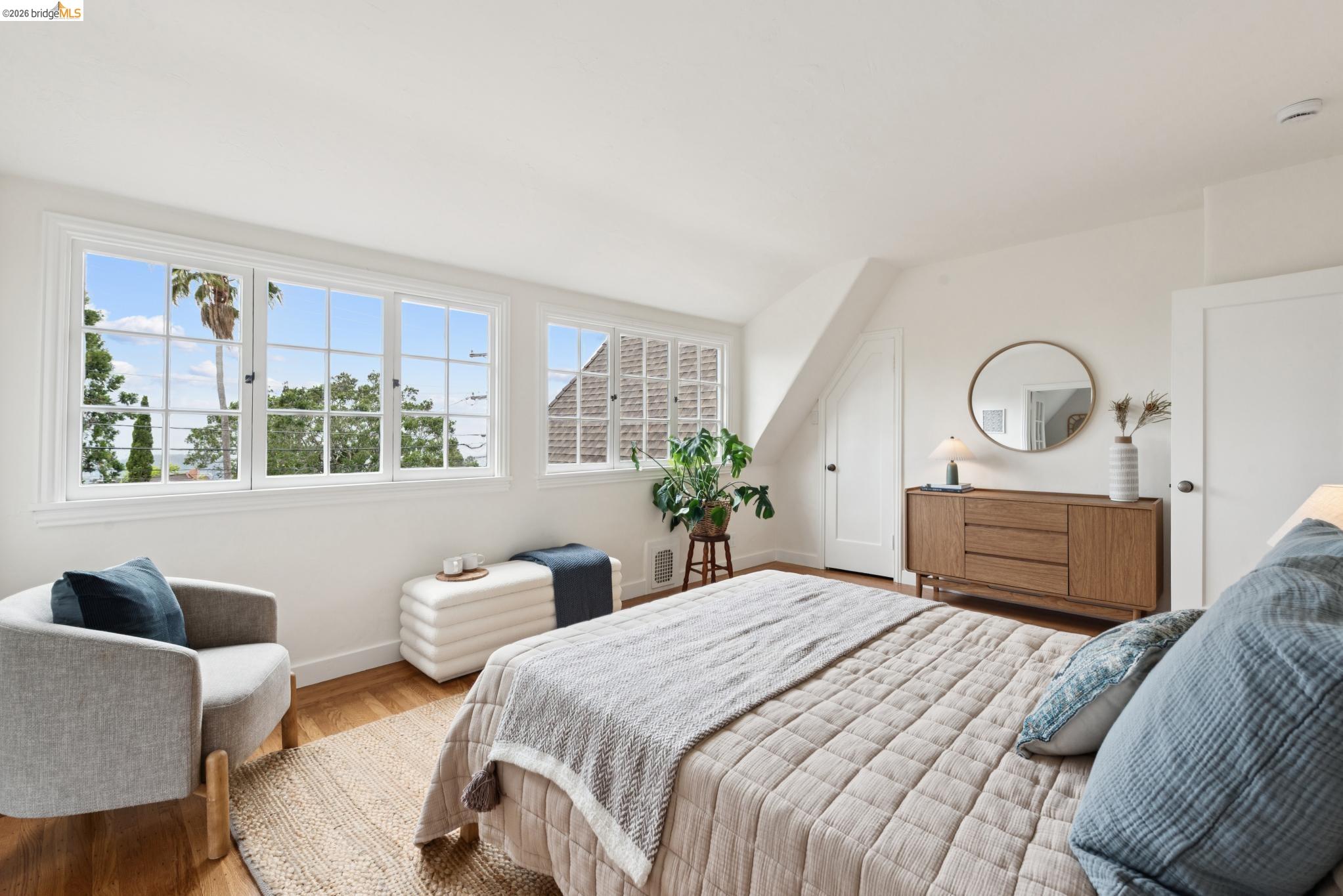 131 Montrose Rd