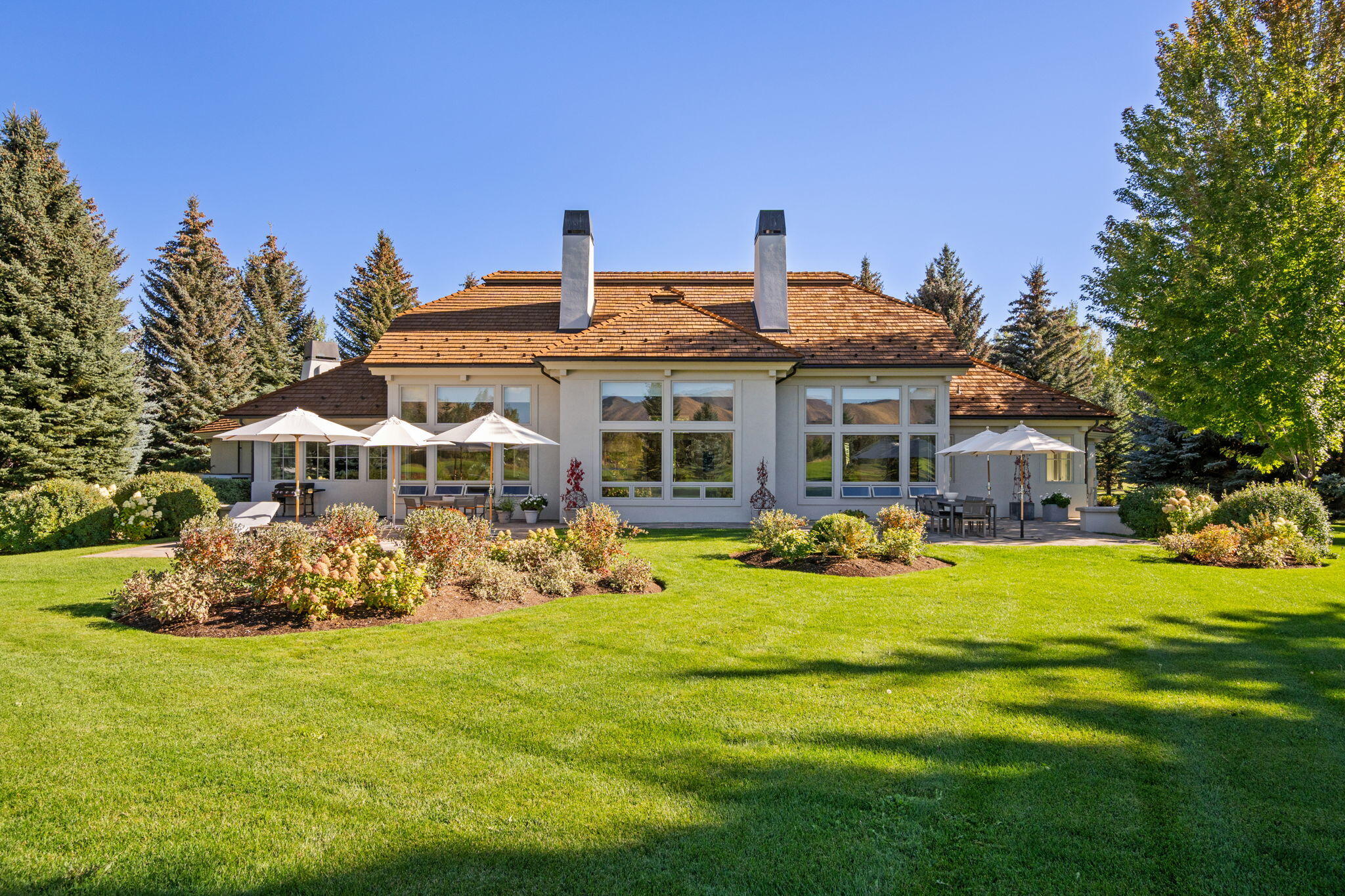 11 HIDDEN LAKE Dr