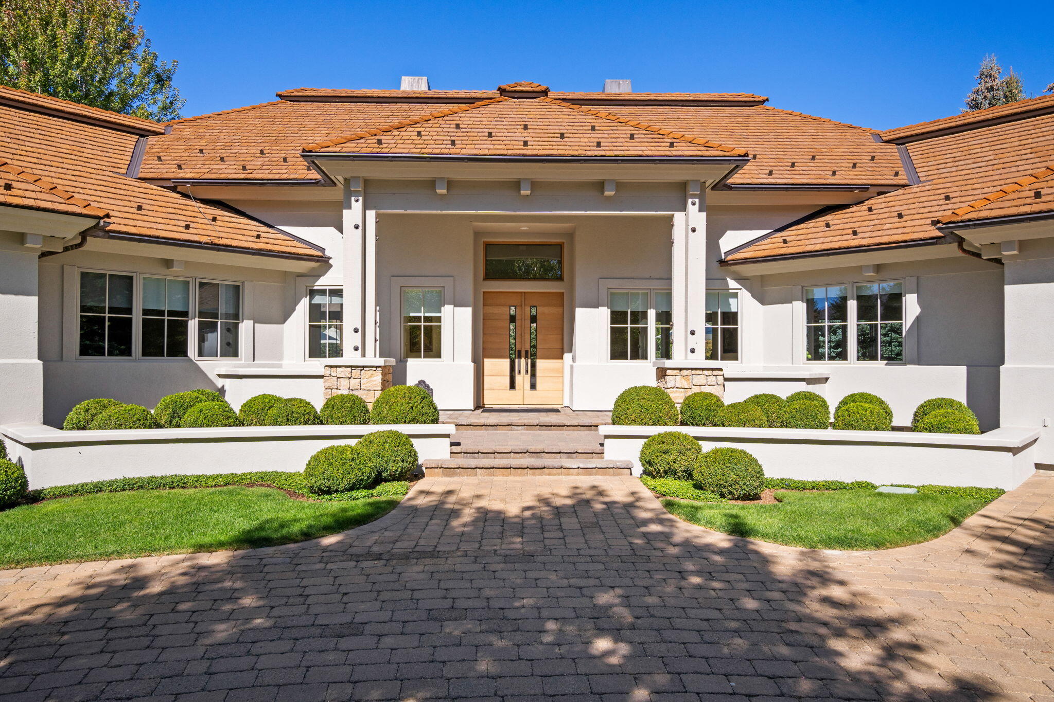 11 HIDDEN LAKE Dr
