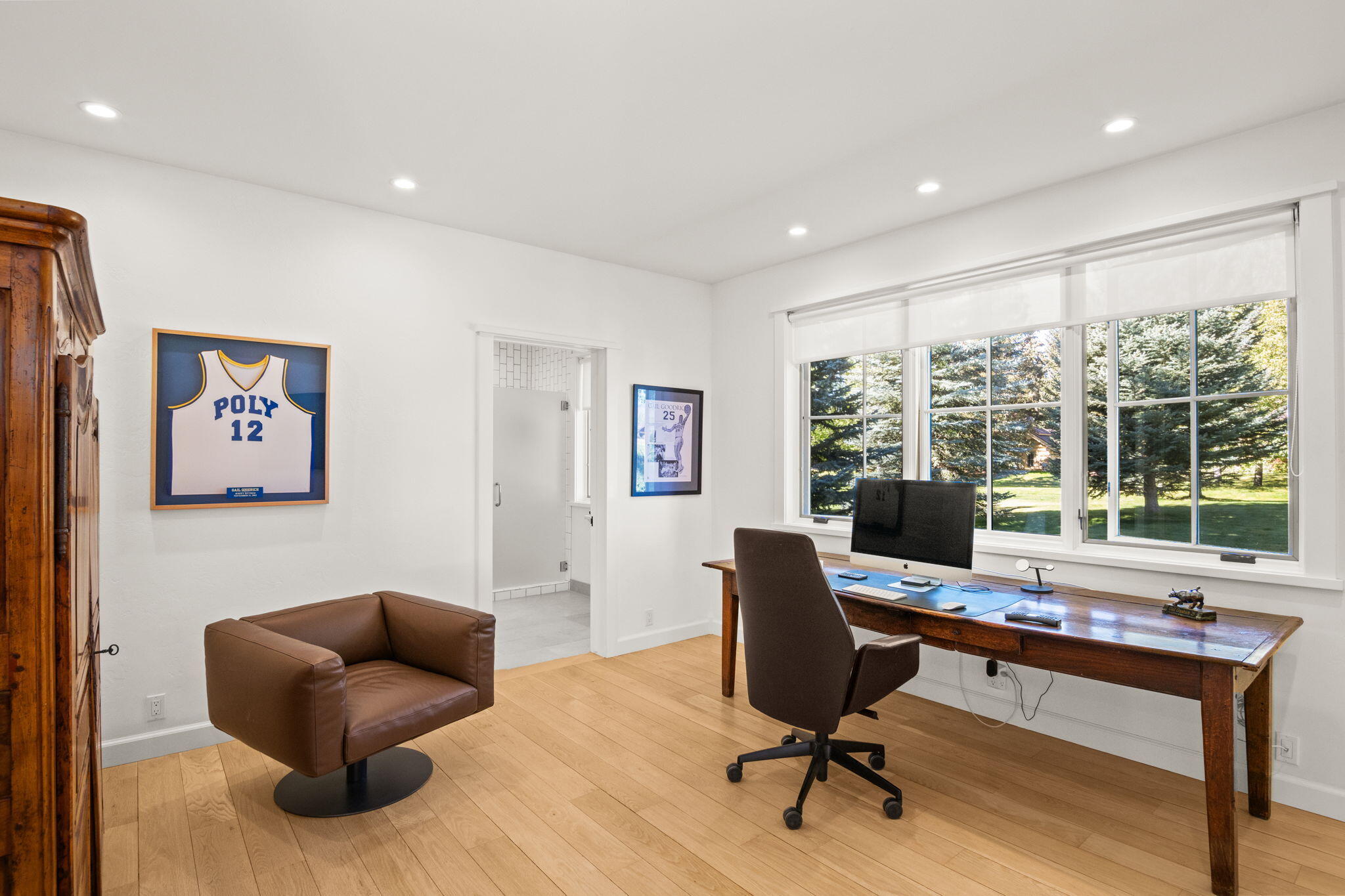 11 HIDDEN LAKE Dr