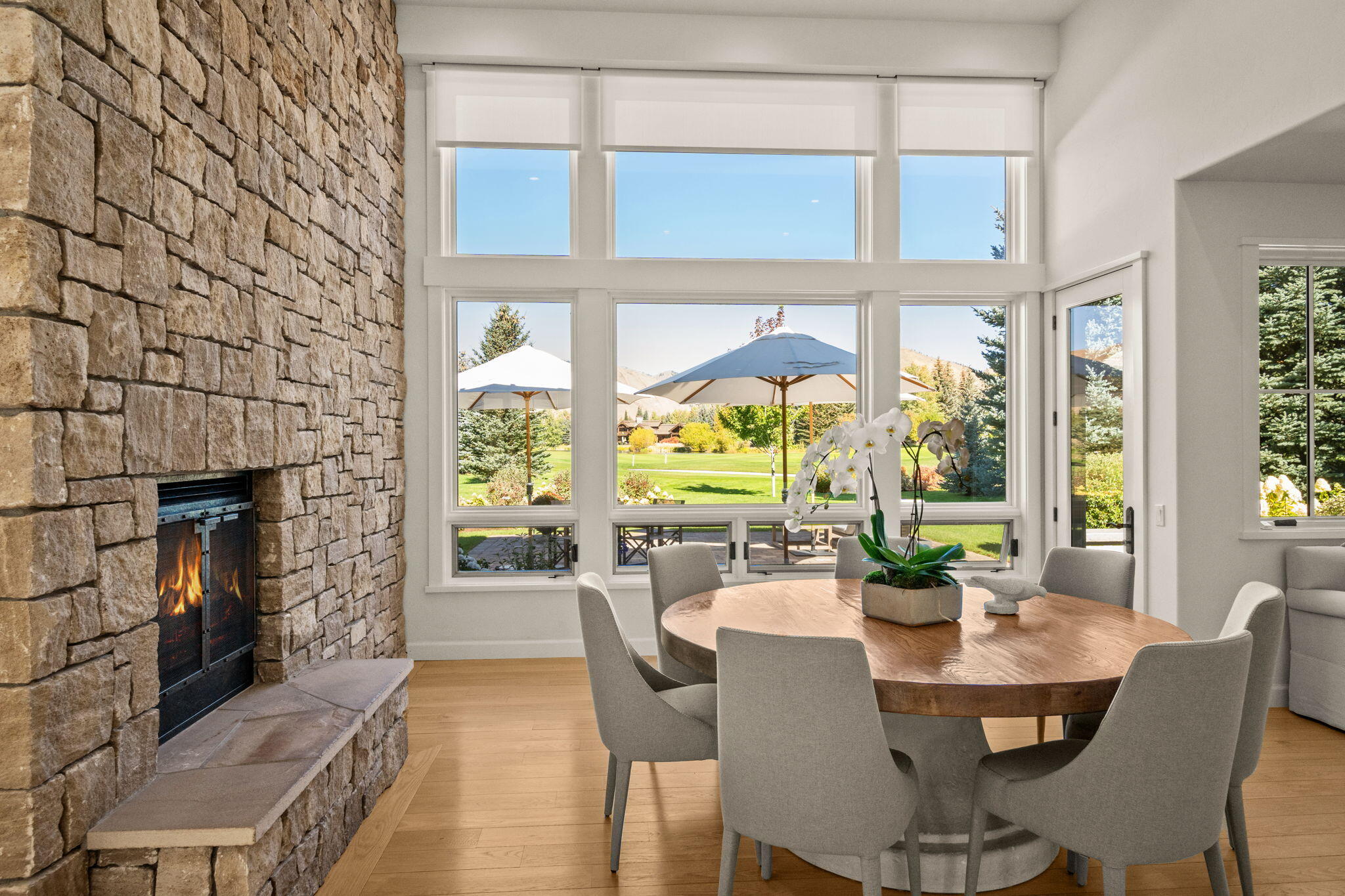11 HIDDEN LAKE Dr