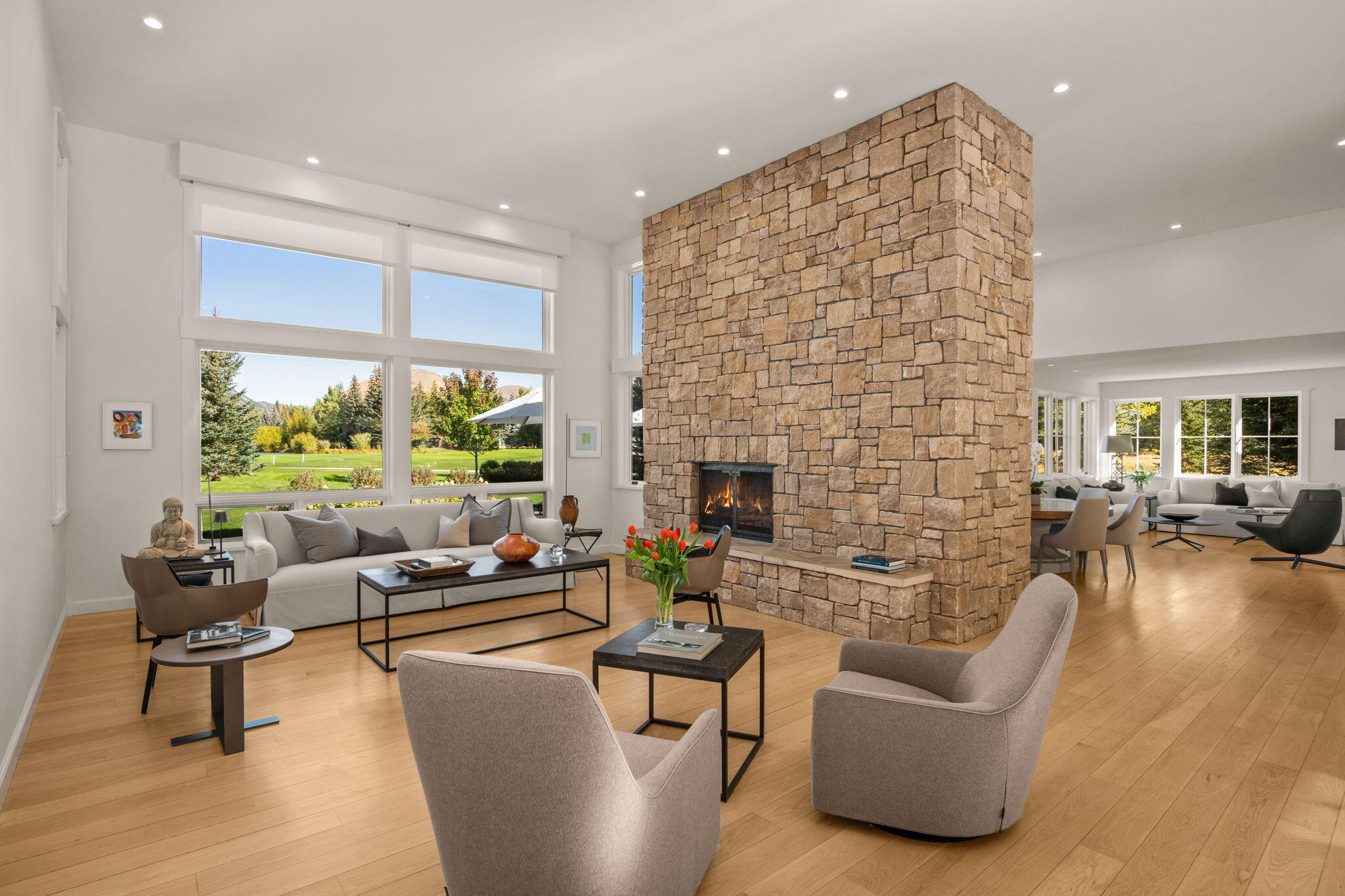 11 HIDDEN LAKE Dr