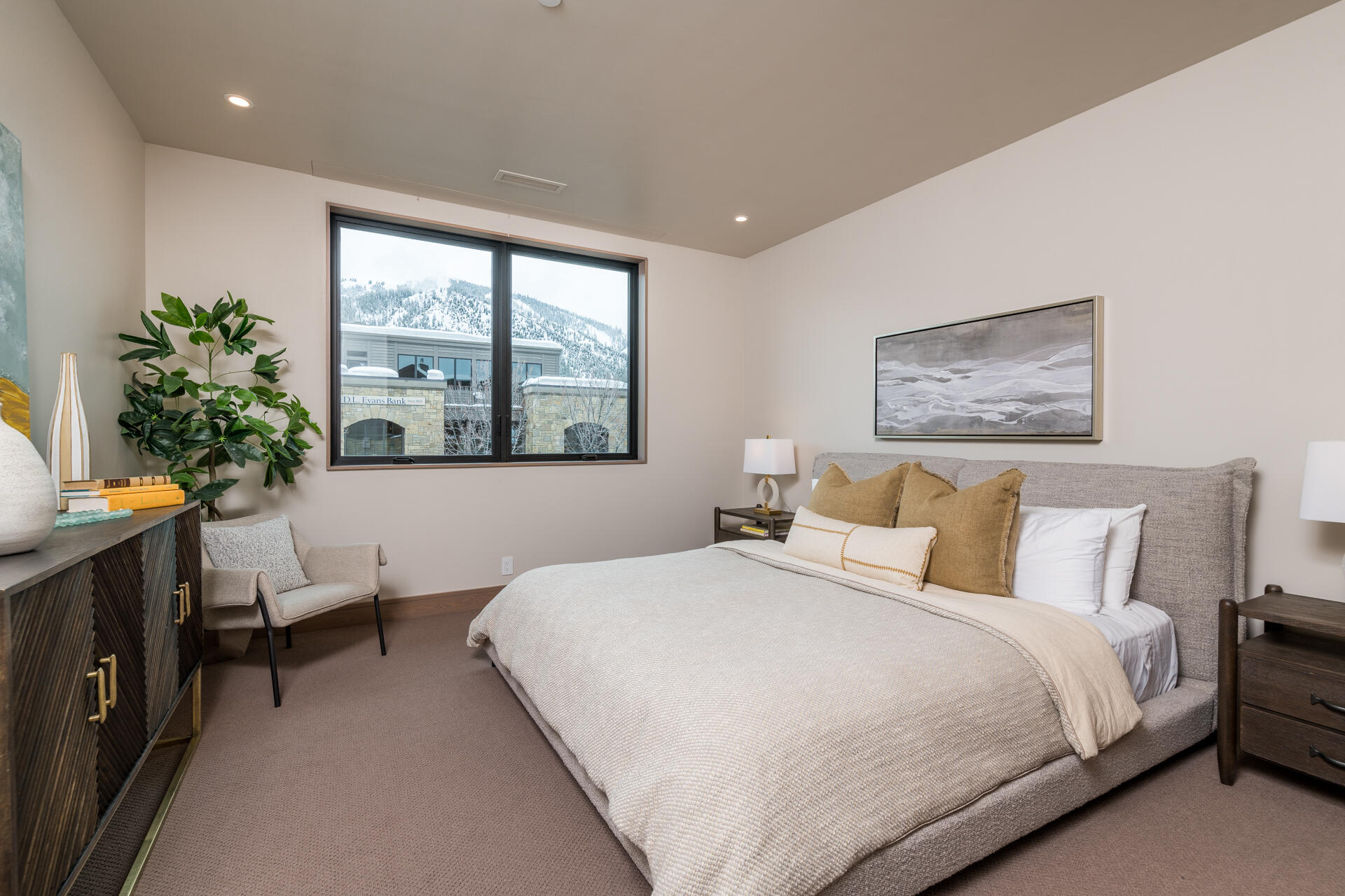 460 N Main Street 201 N