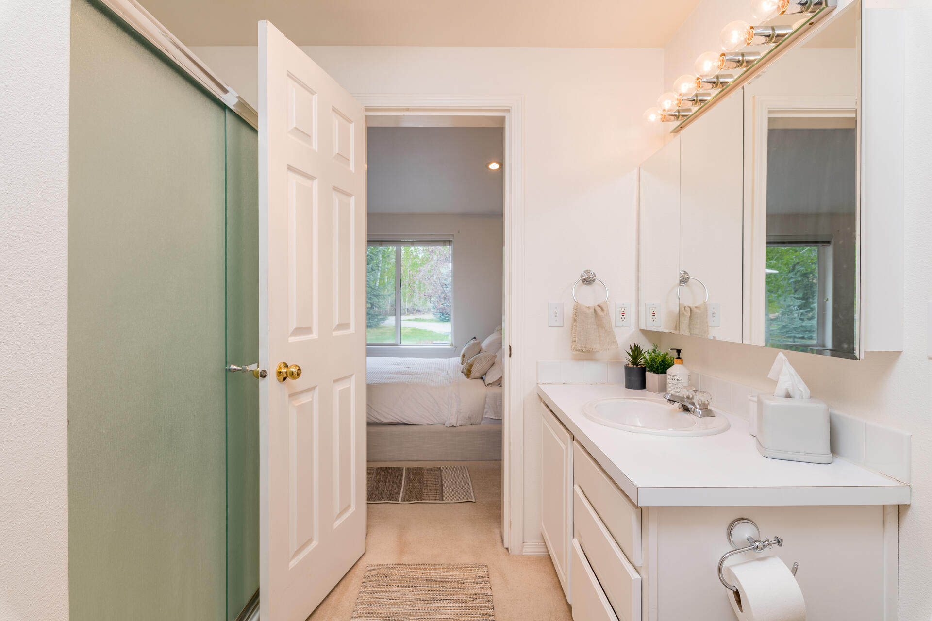 100 & 200 Trout Lane