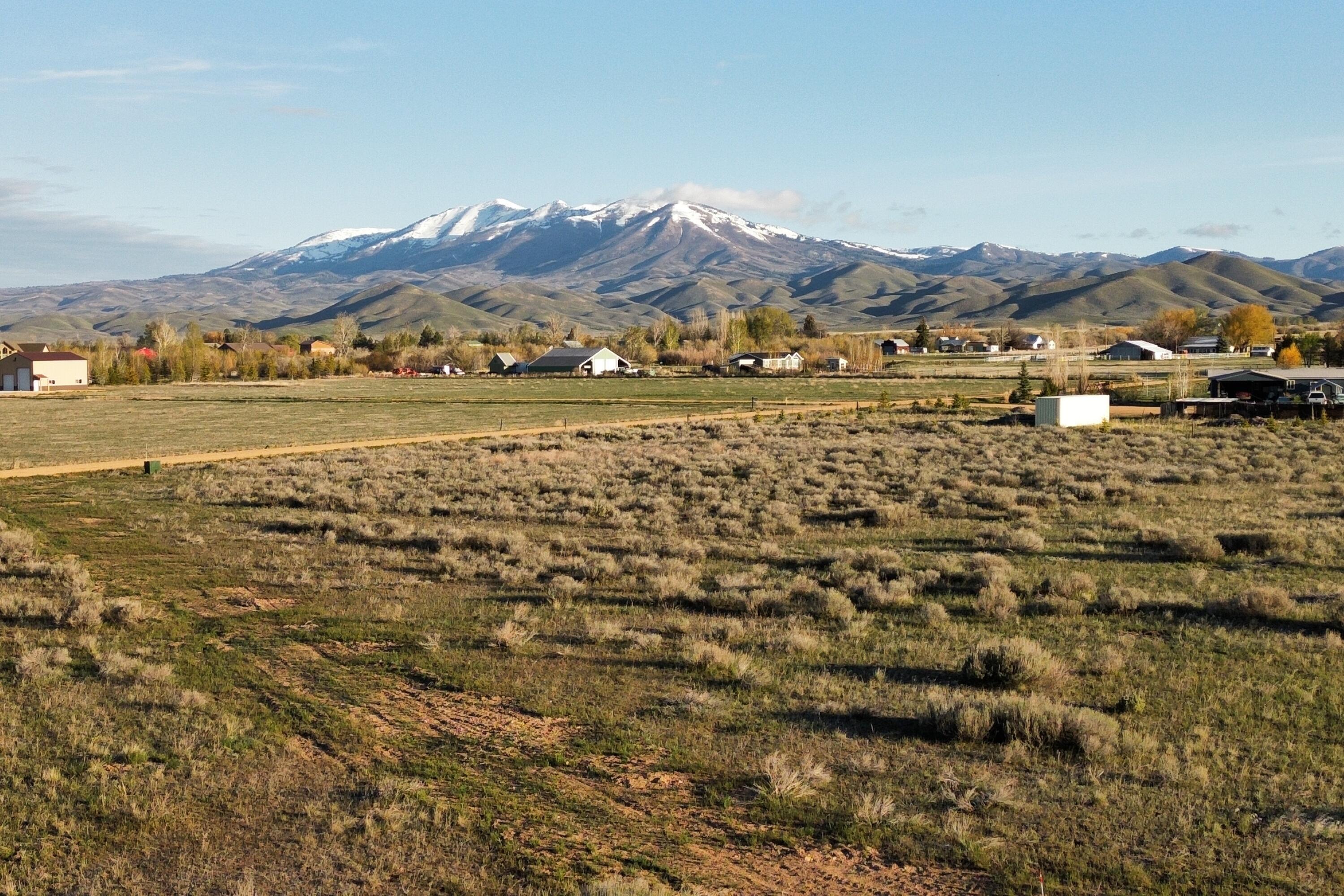 TBD Mountain View Cir