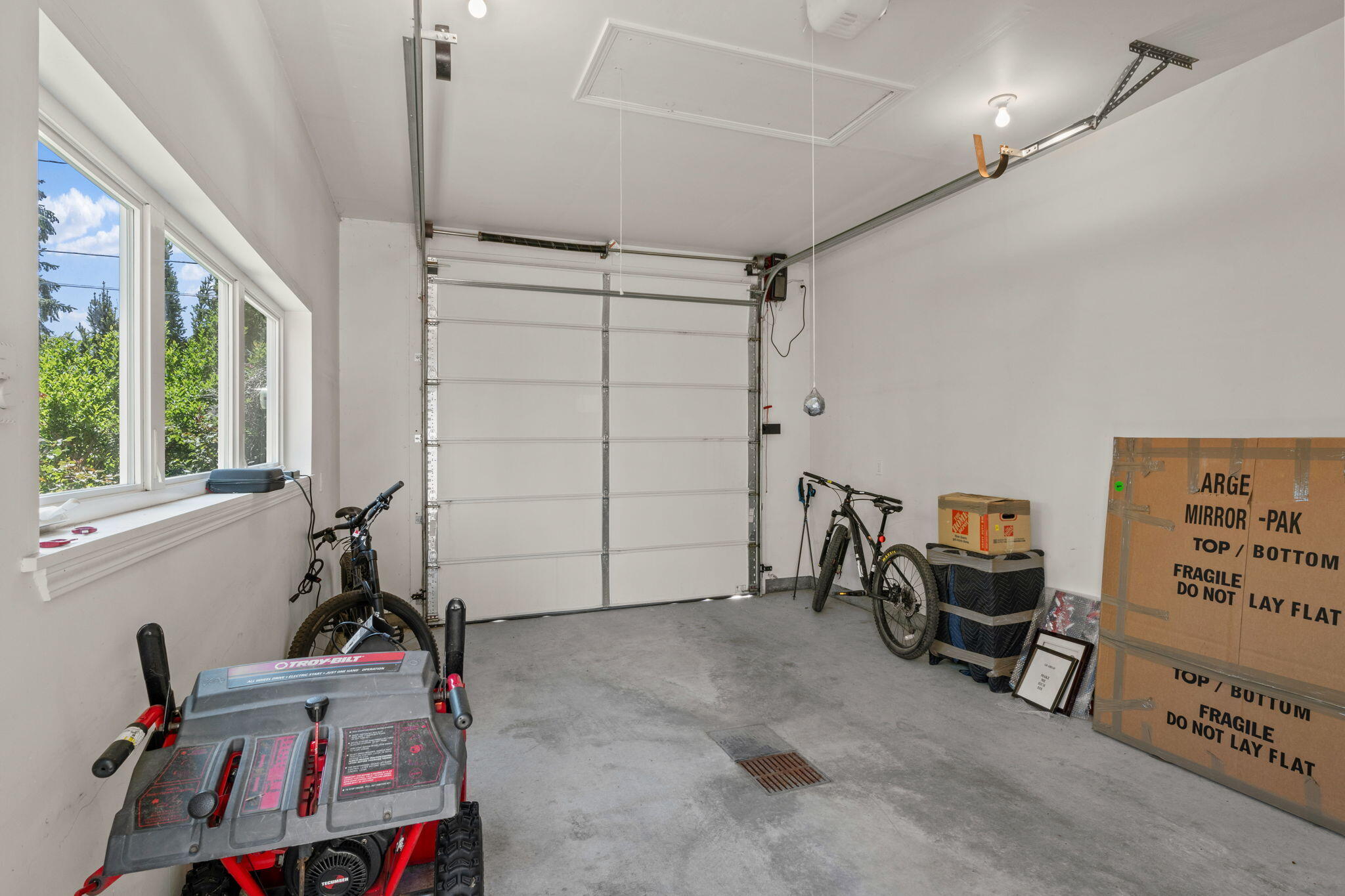 211 N 2nd Ave