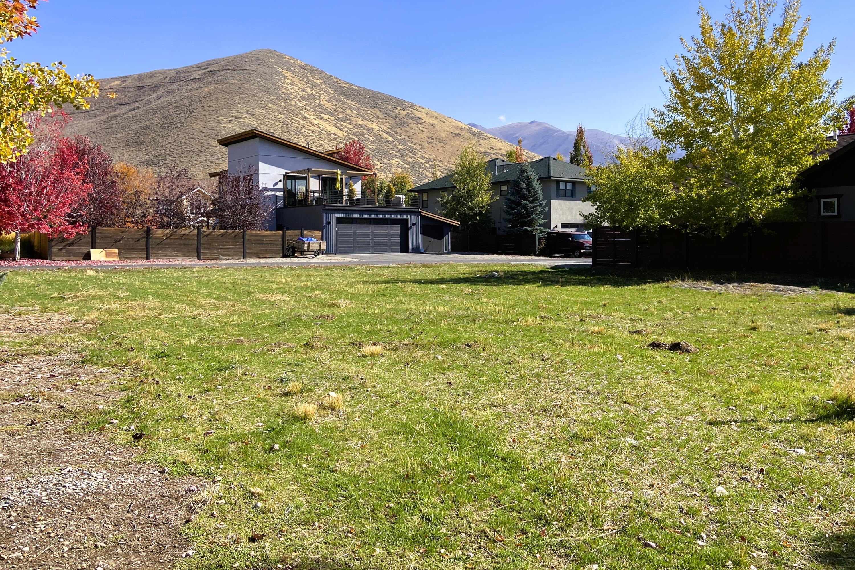 530 CD Olena Dr