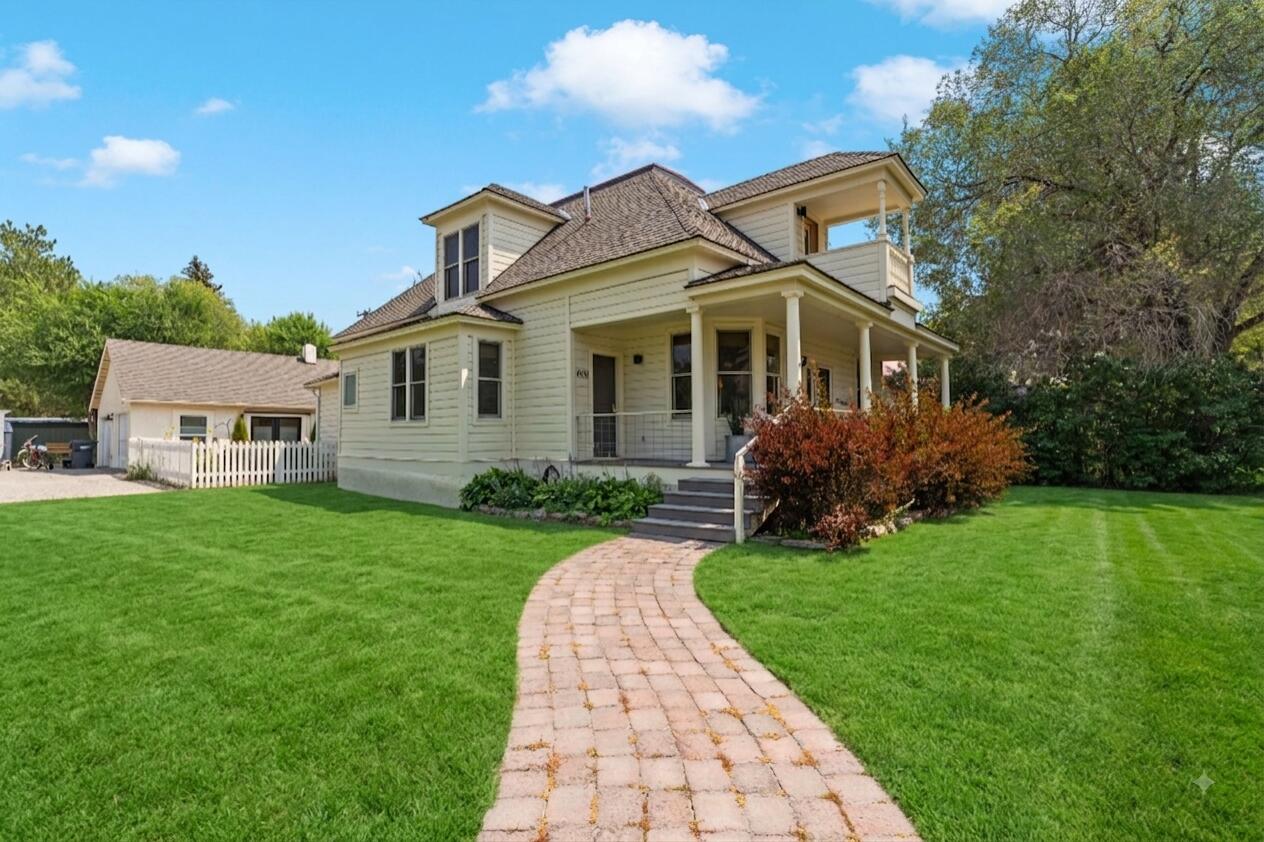 400 S 1st Ave