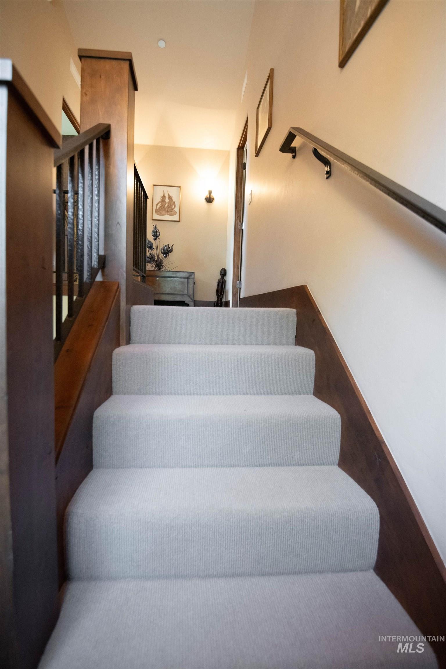 409 S Main # 6A Unit: #6A