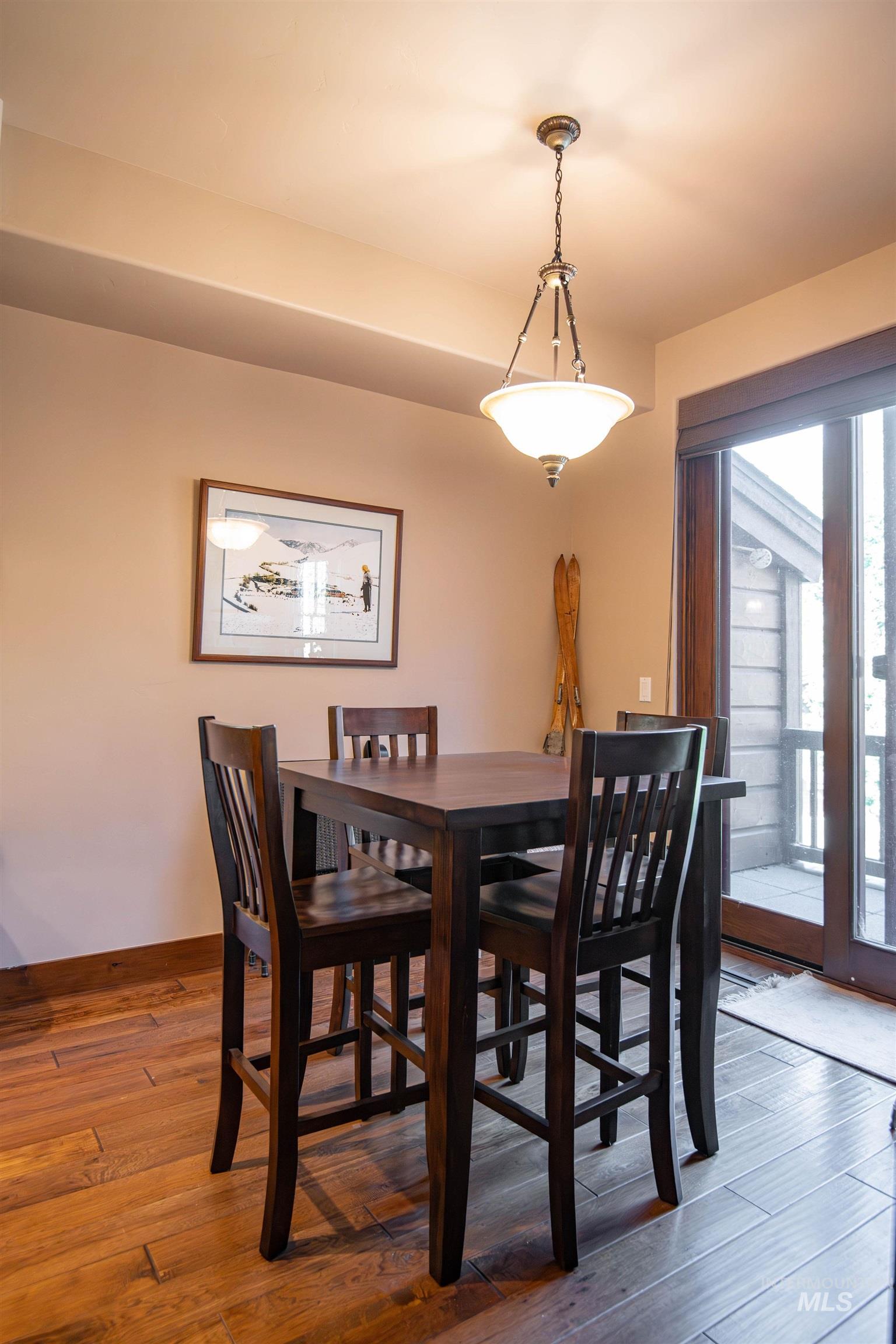 409 S Main # 6A Unit: #6A