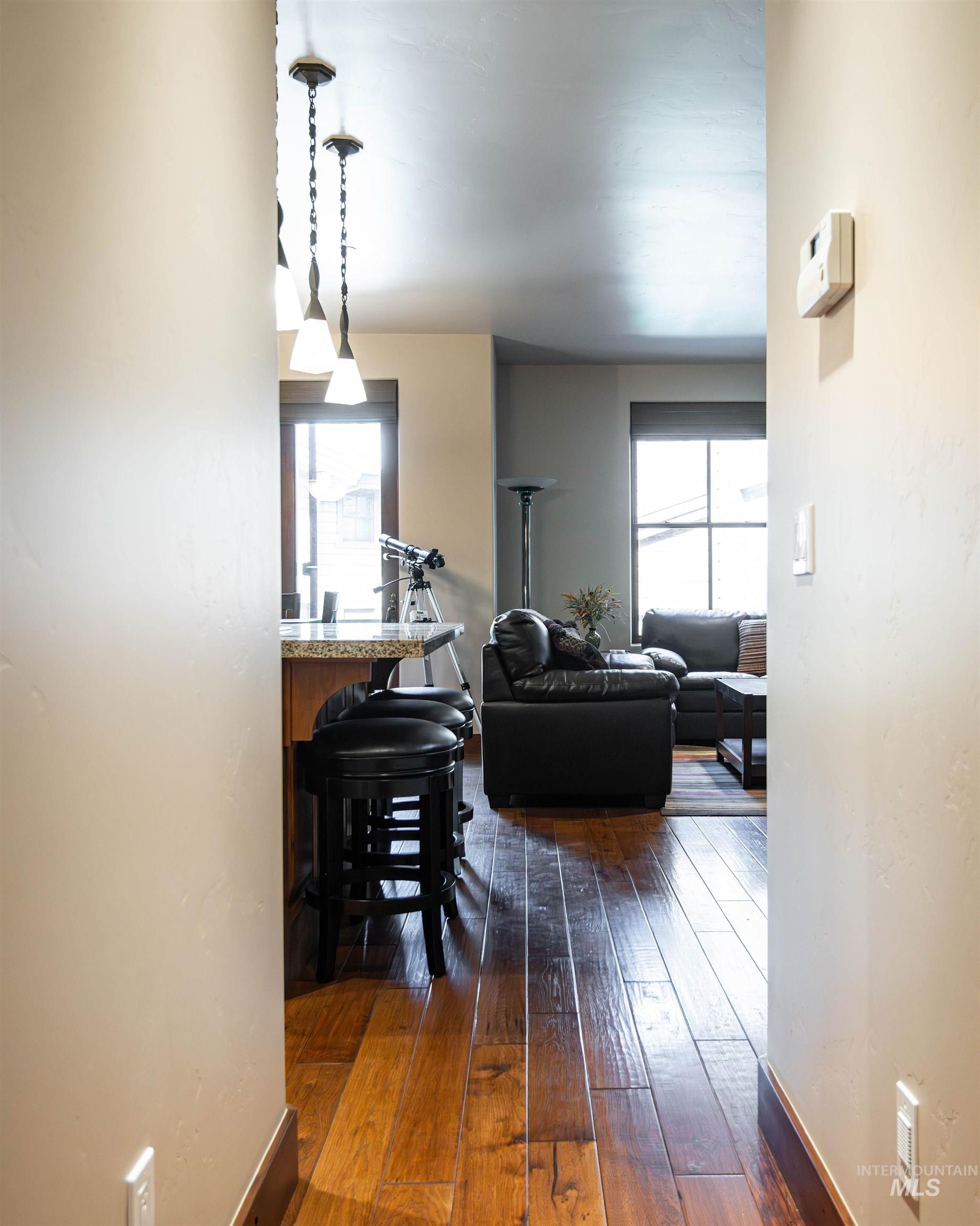 409 S Main # 6A Unit: #6A