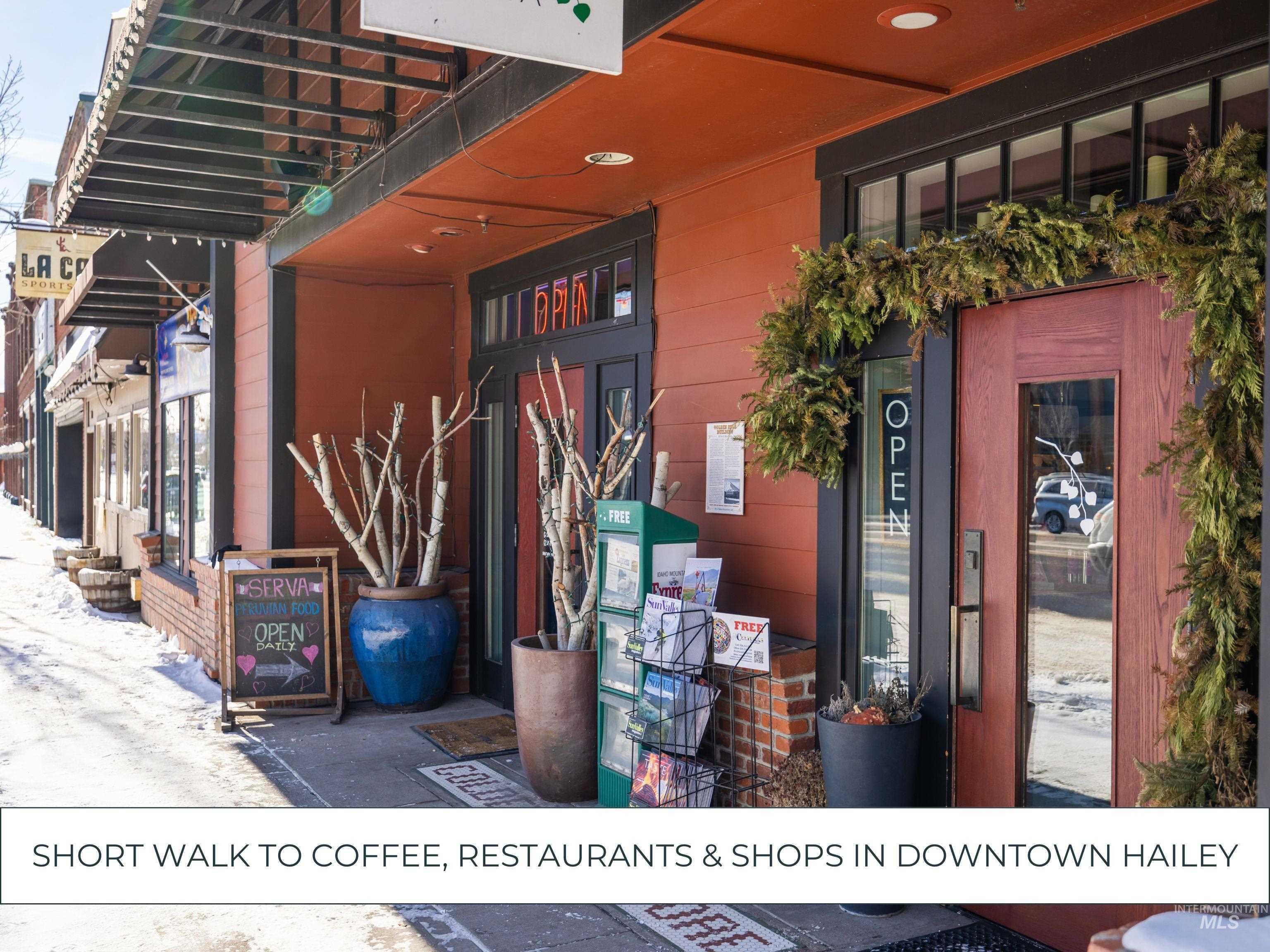 317 N River Street Unit 5