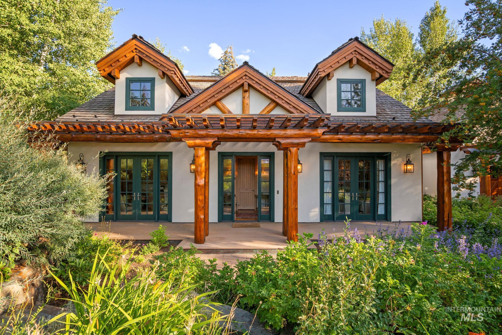 7 Rose Ct