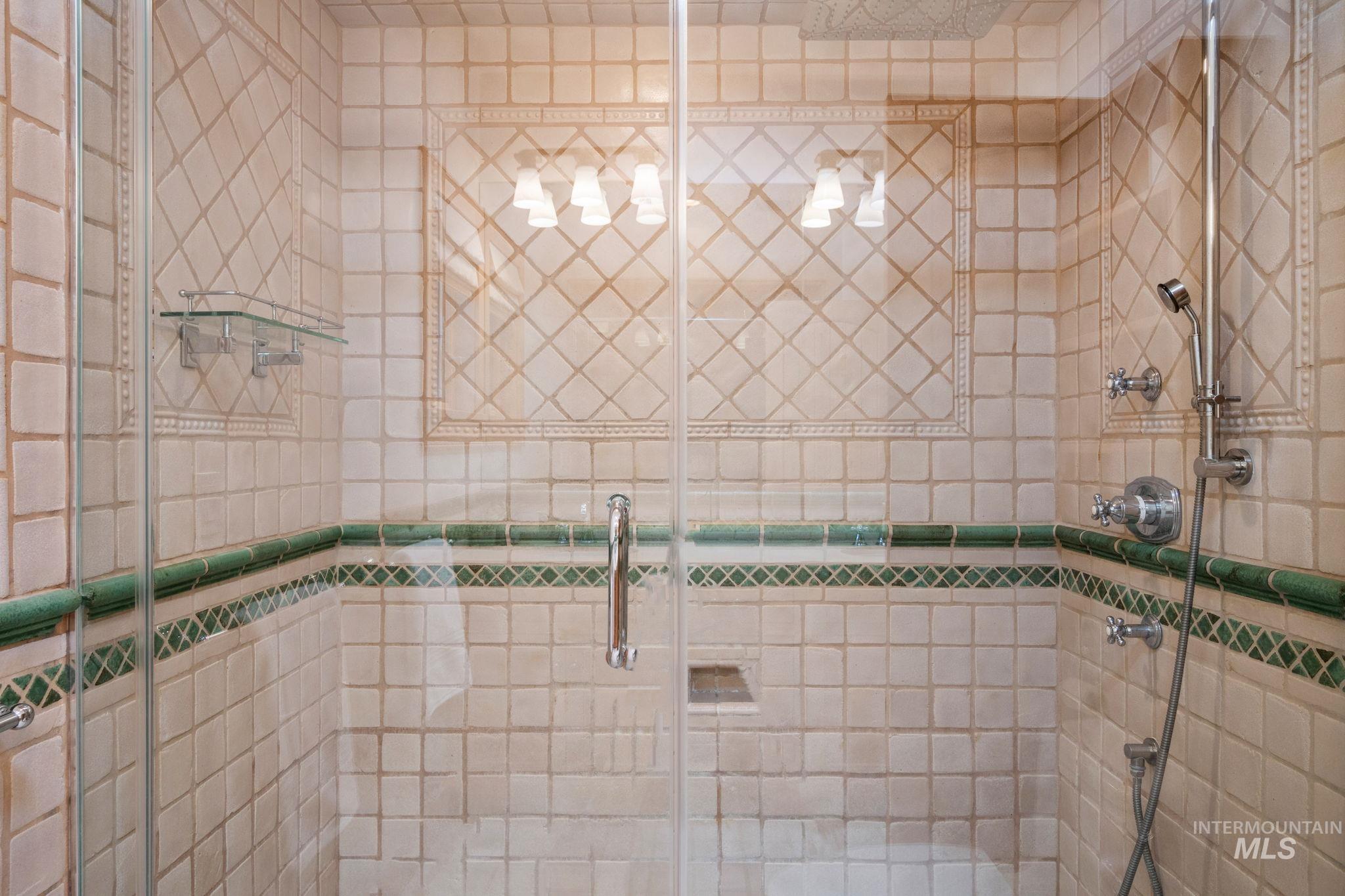 7 Rose Ct
