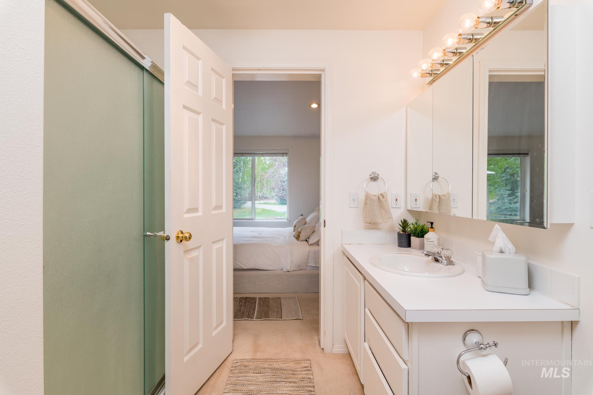 100 & 200 Trout Lane