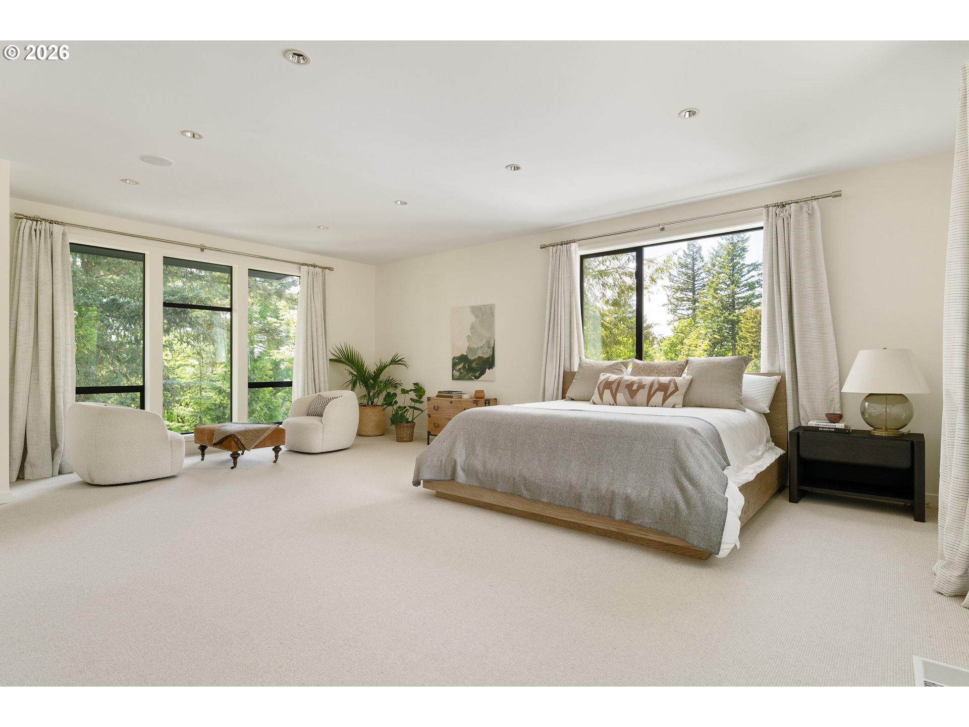 445 NW SKYLINE BLVD