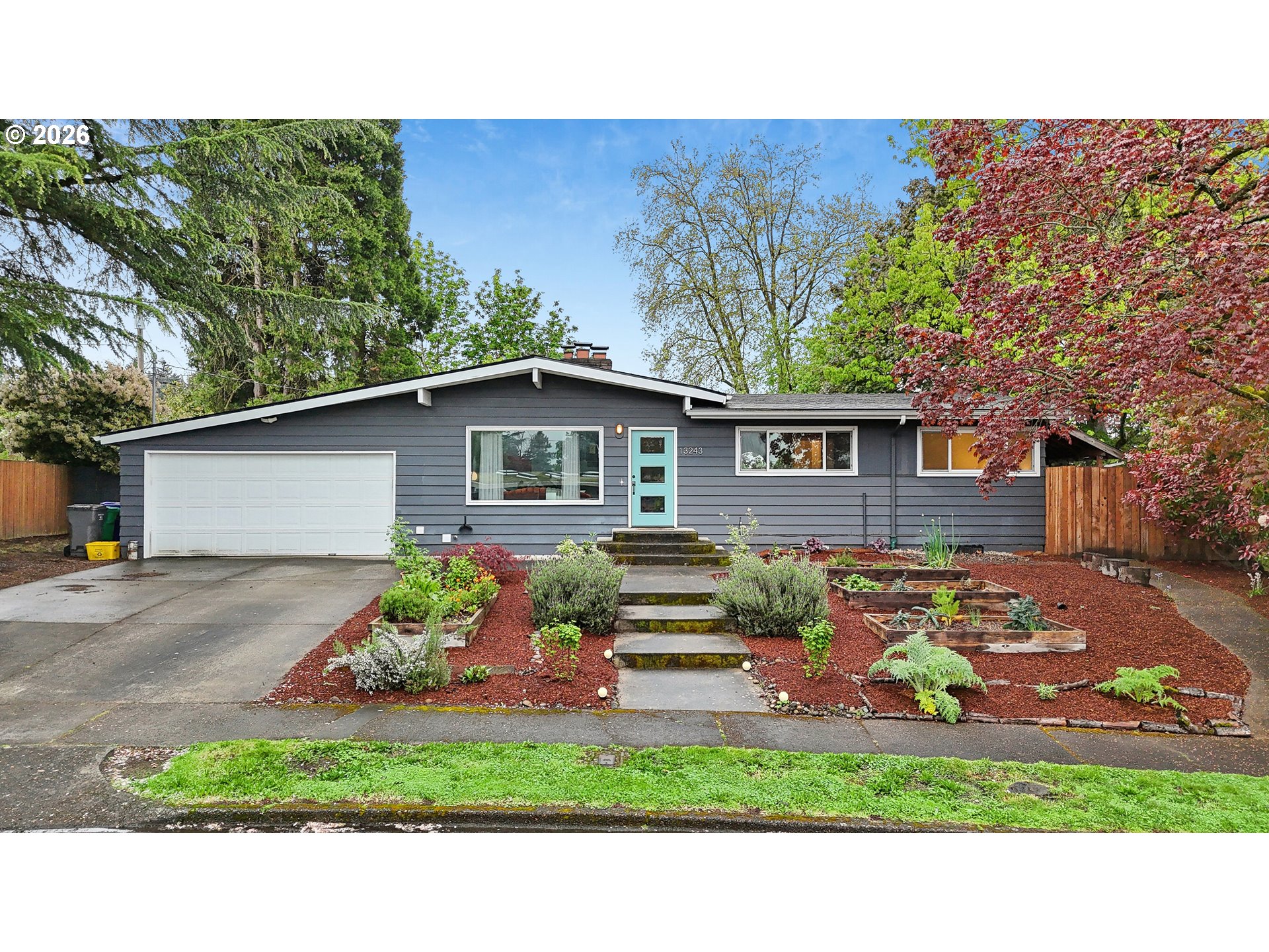 13243 NE SACRAMENTO DR