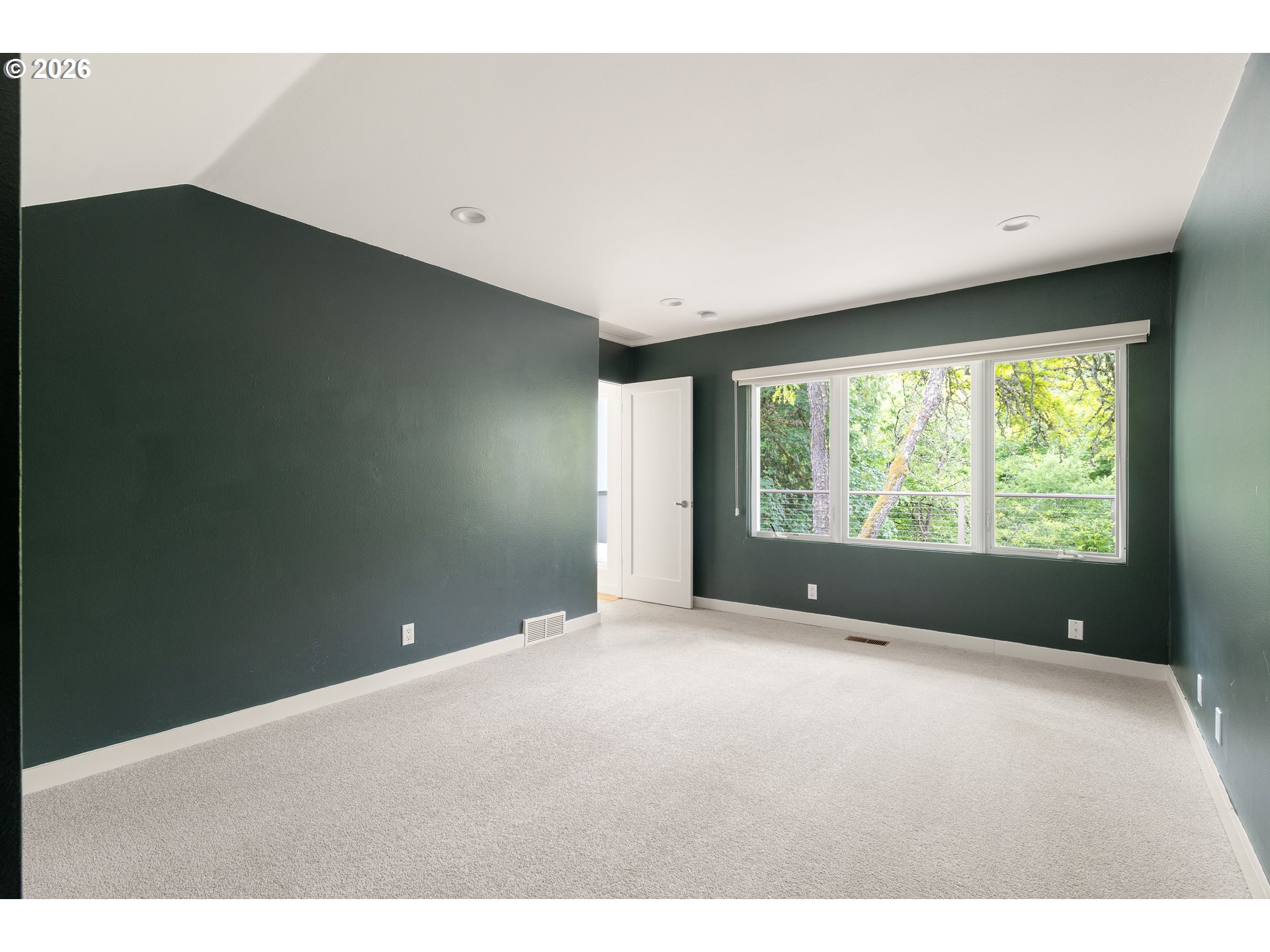 710 NW WINCHESTER TER