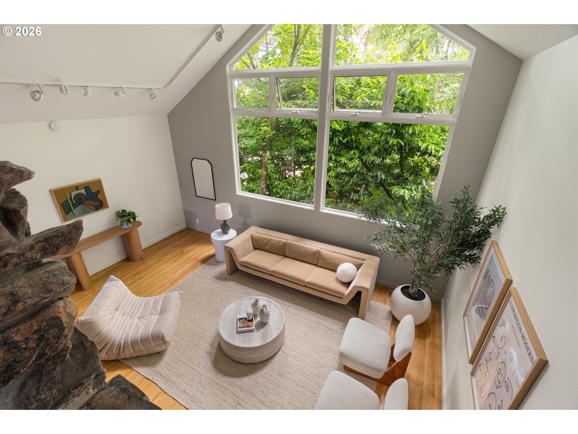 710 NW WINCHESTER TER